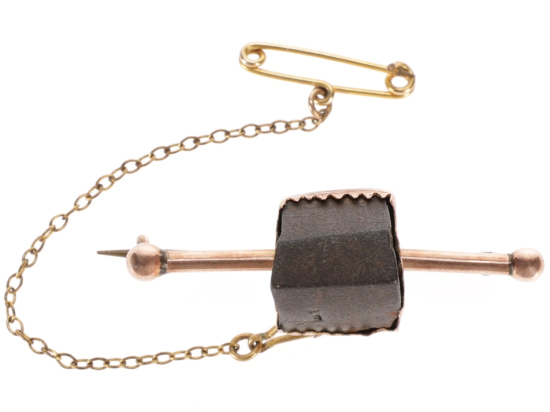 Trench Art Shrapnel Tie Pin / Lapel Pin (1 of 2)
