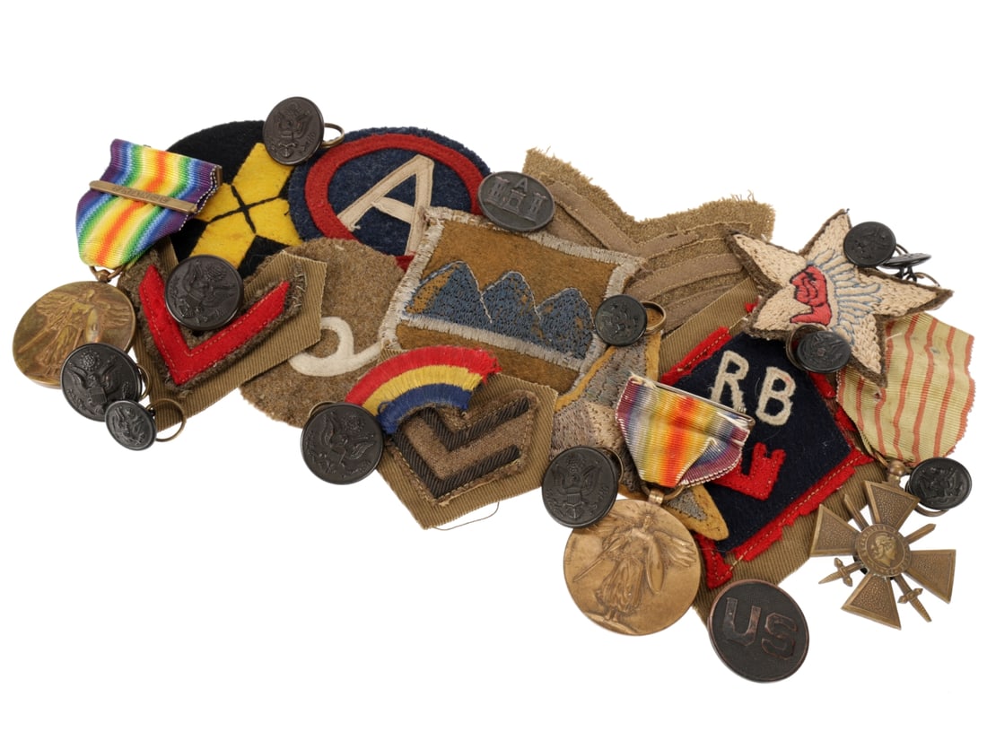 WWI AEF Shoulder Insignia & Medals Mixed Lot: WWI AEF Shoulder Insignia & Medals Mixed Lot. Includes a uniform-removed set (the uniform was reportedly completely shredded) from the 32nd Engineers, complete with "US" and "A / Engineer" discs, butt