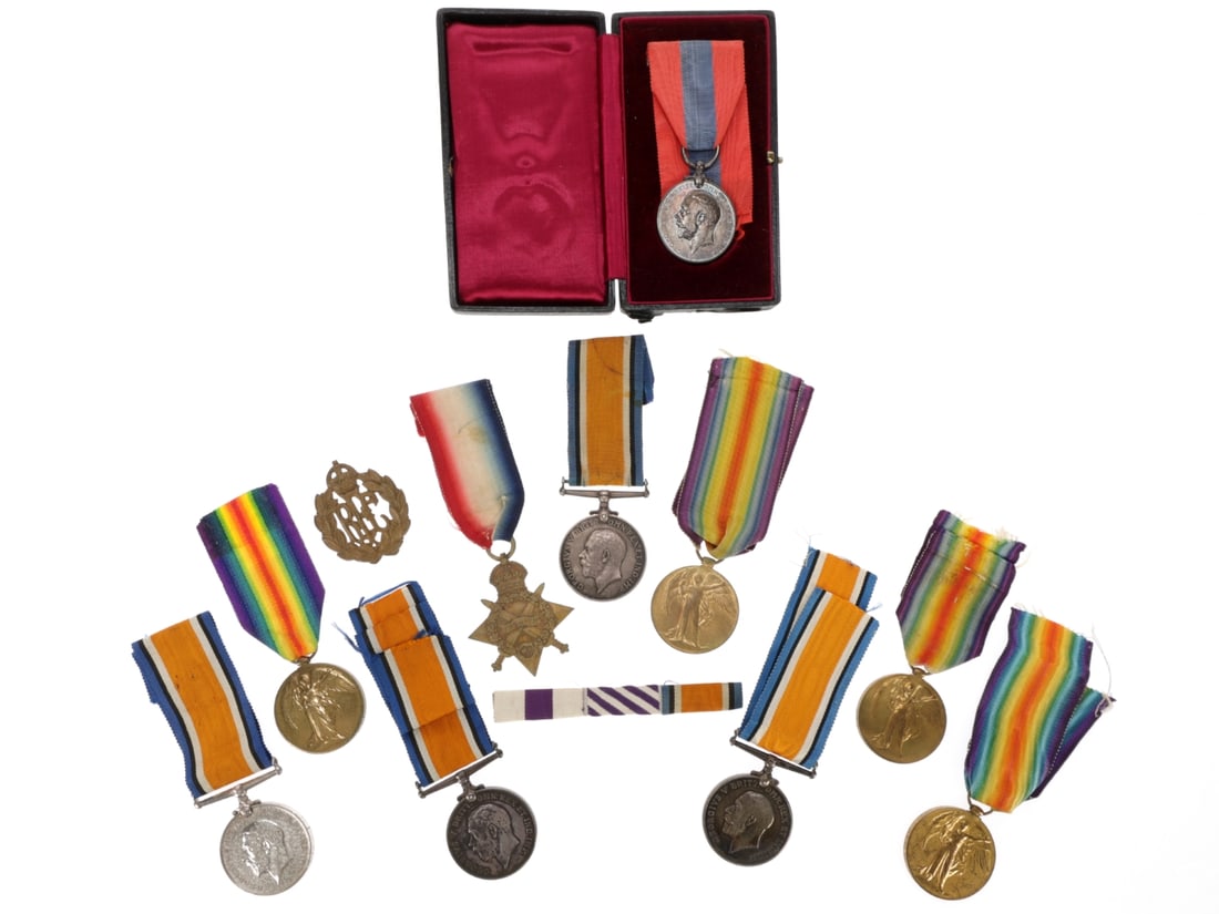 British & Canadian WWI Medals & Insignia Mixed Lot (1 of 13)