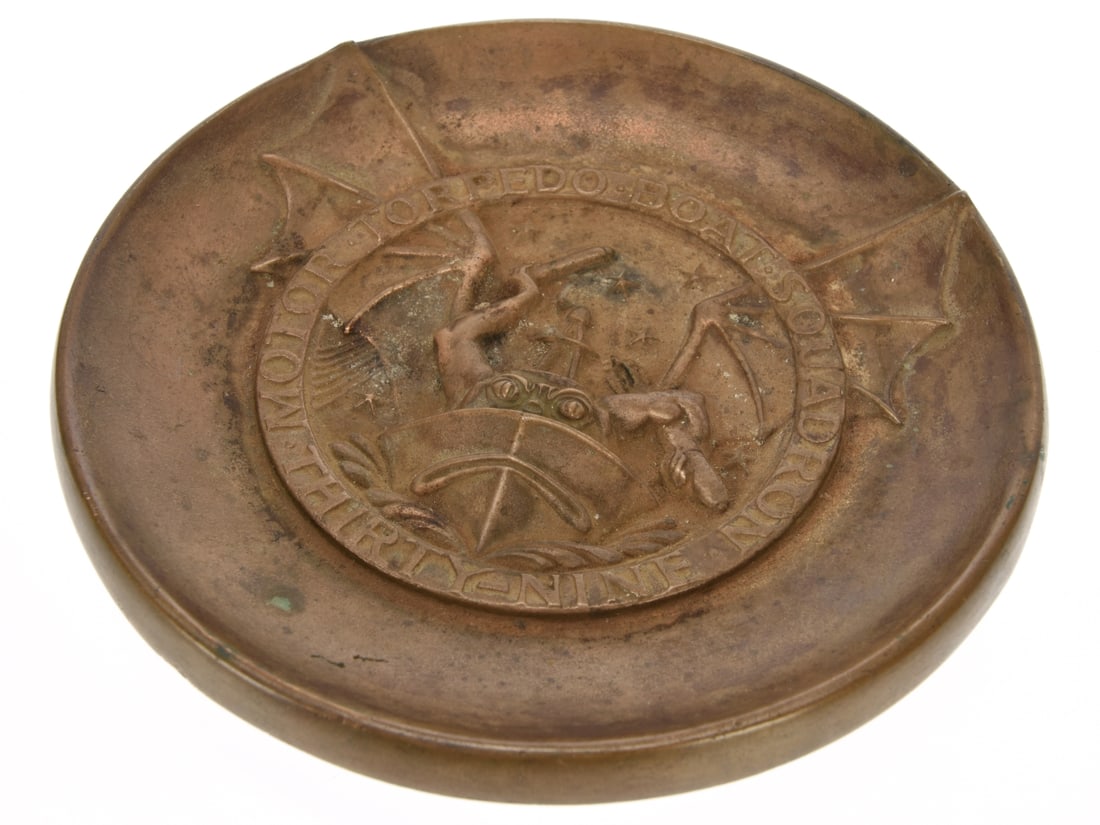 US Navy WWII Motor Torpedo Boat Squadron 39 Bronze Ashtray (1 of 6)