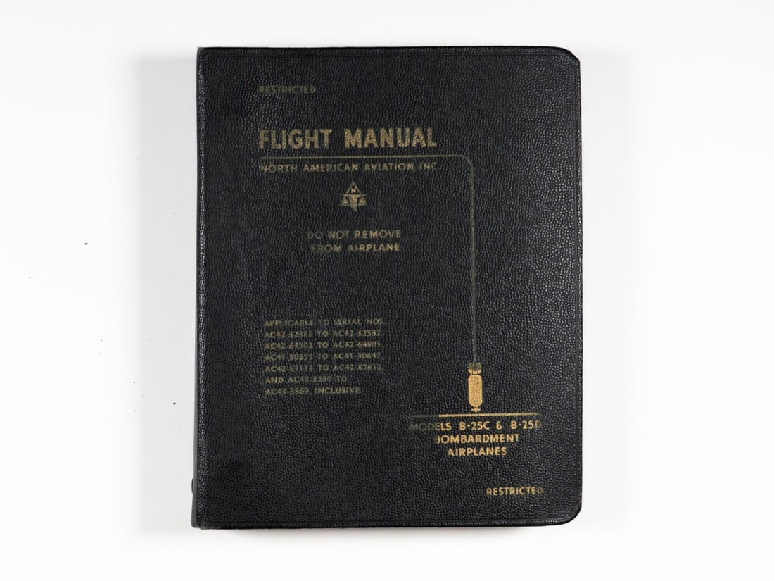 WW2 B-25C & B-25D Mitchell Bomber Flight Manual (Report No. NA-5182) (1 of 16)