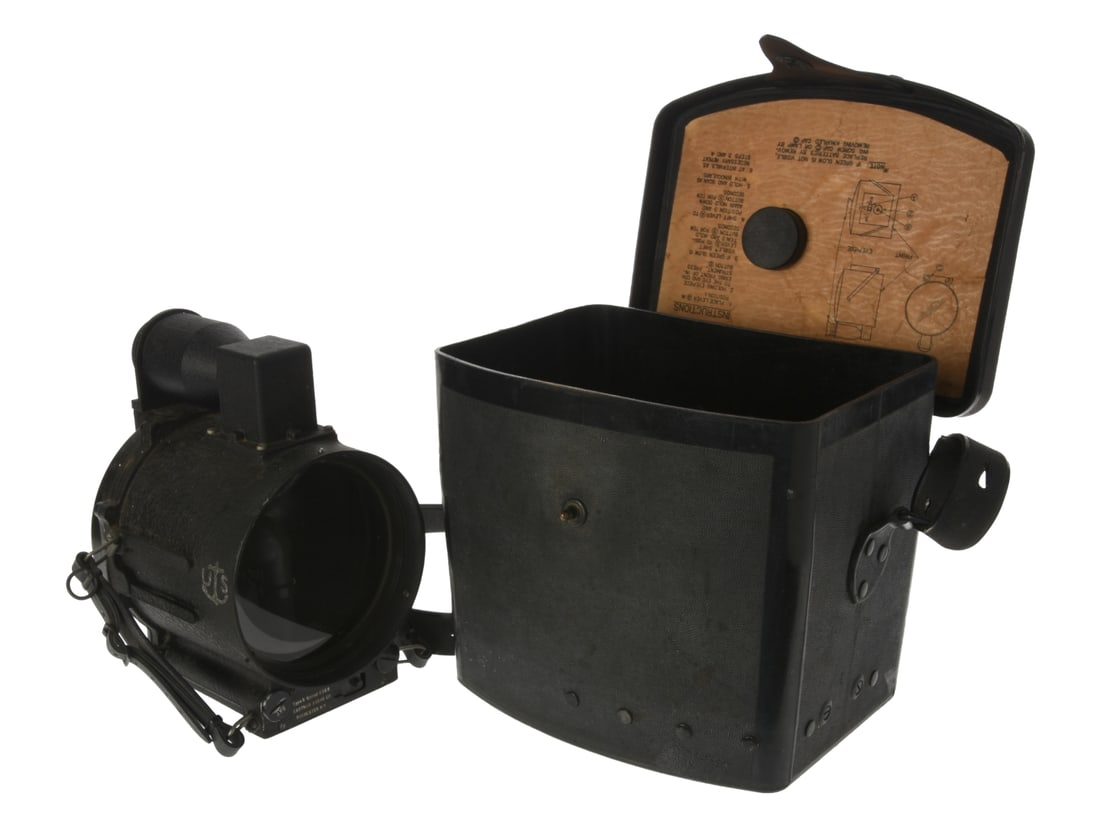 WW II US Navy Type B Infrared Metascope c. 1944 (1 of 9)