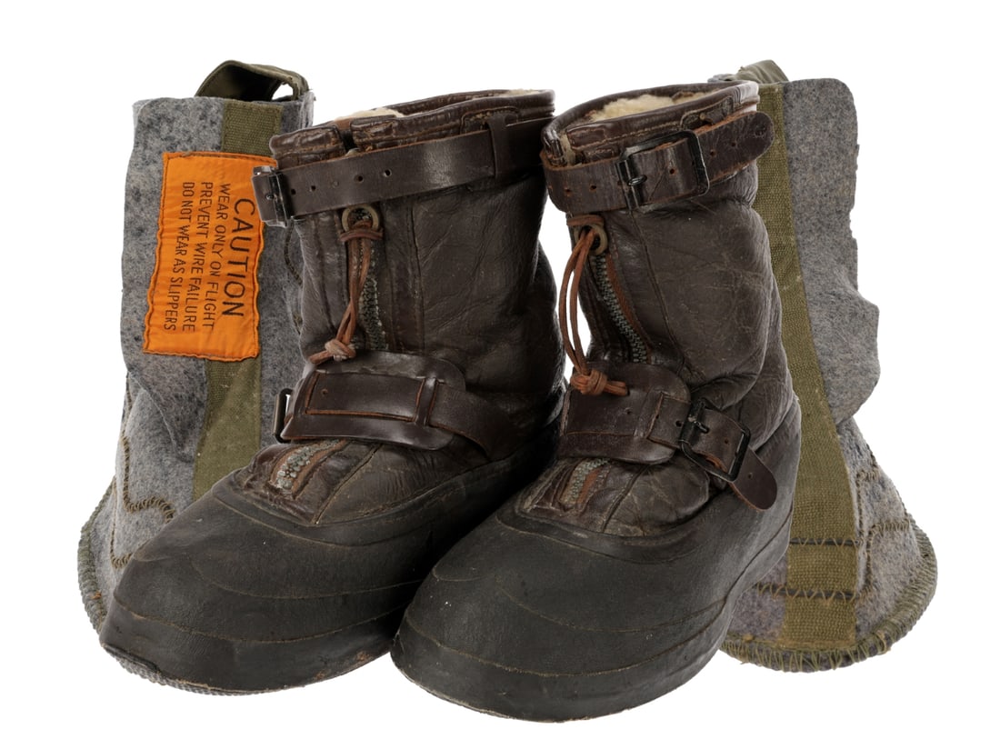 WWII AAF A-6 Fleece Flying Boots & F-2 Heated Inserts (1 of 18)