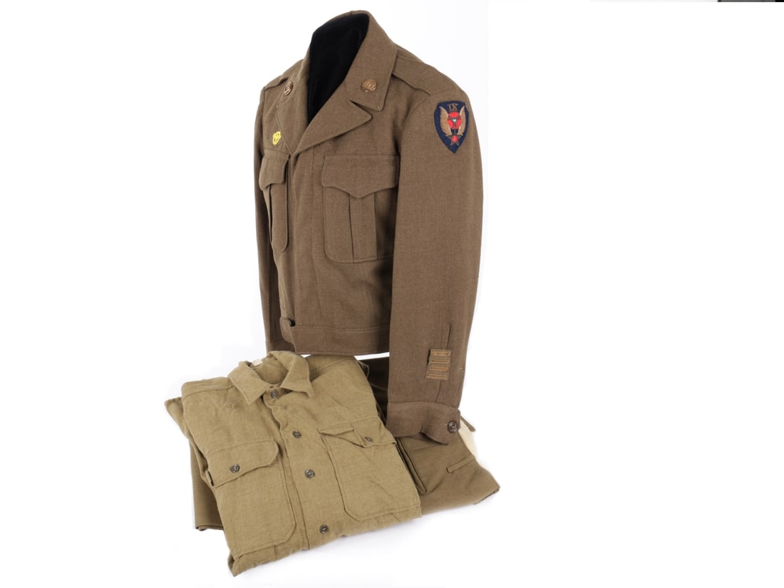 WWII AAF 9th Aviation Engineer Command Soldier's Uniform with Bullion Insignia (1 of 5)