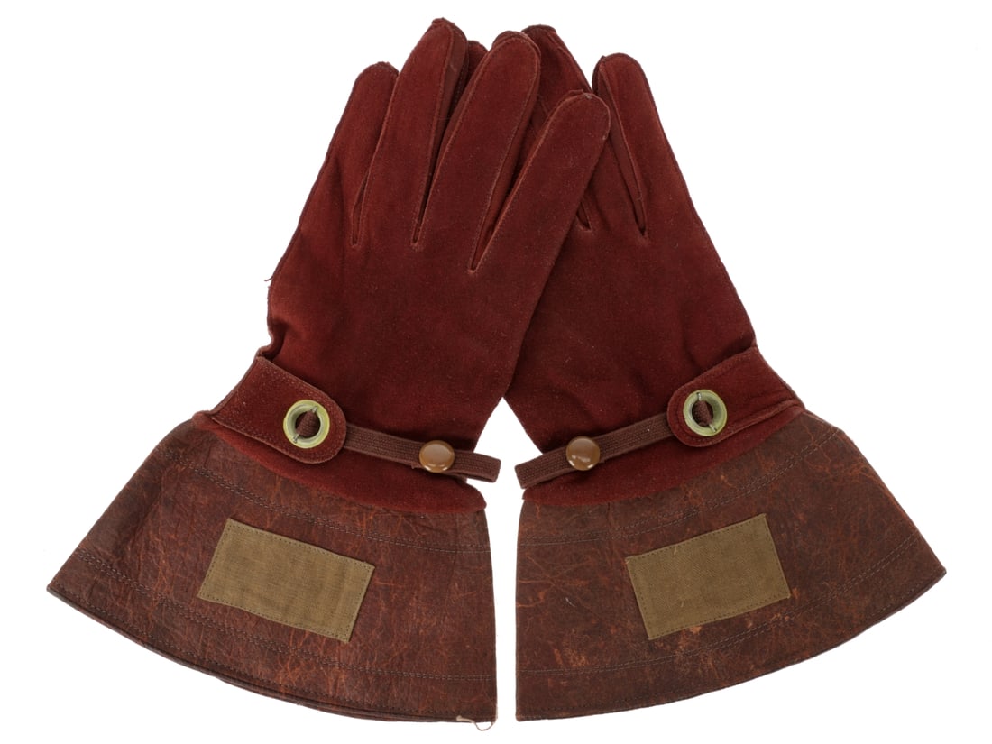 Japanese WWII Navy Aviator's Summer Flying Gloves (1 of 8)