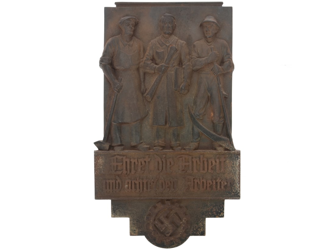 Deutsche Arbeitsfront Cast Iron Labor Plaque (1 of 5)