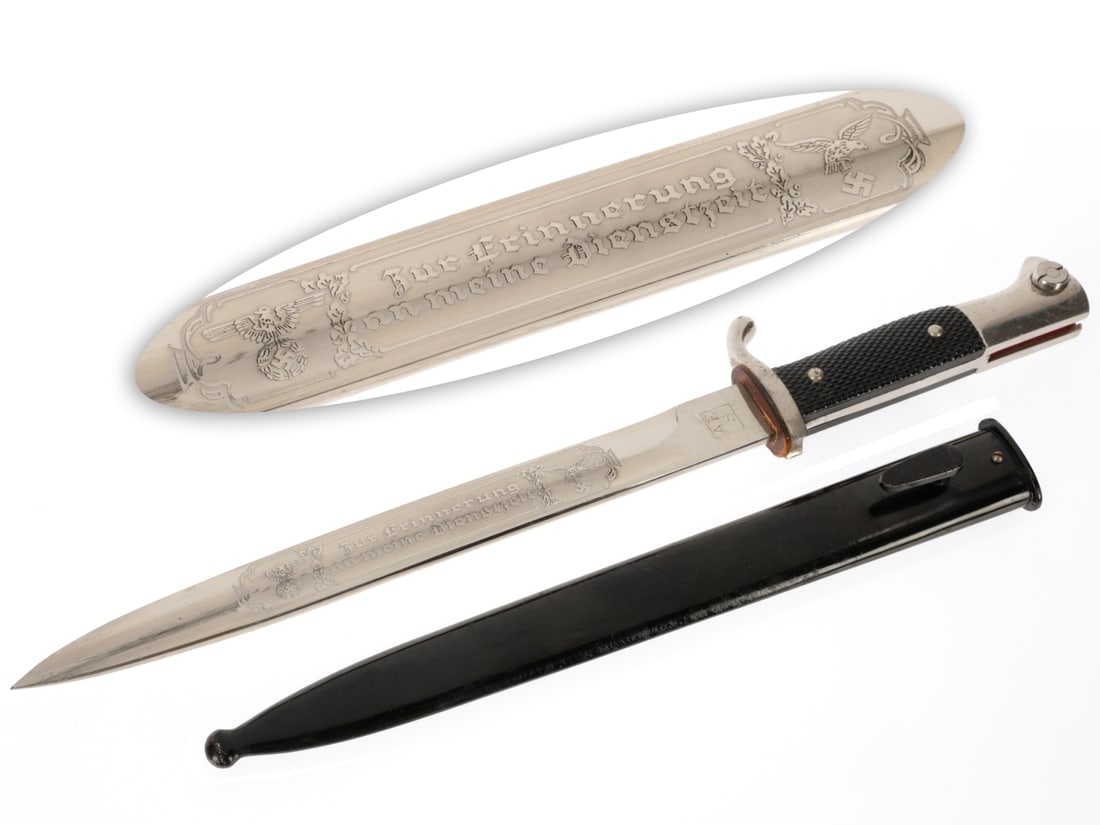 WWII German Dress Bayonet with Engraved Blade (1 of 7)