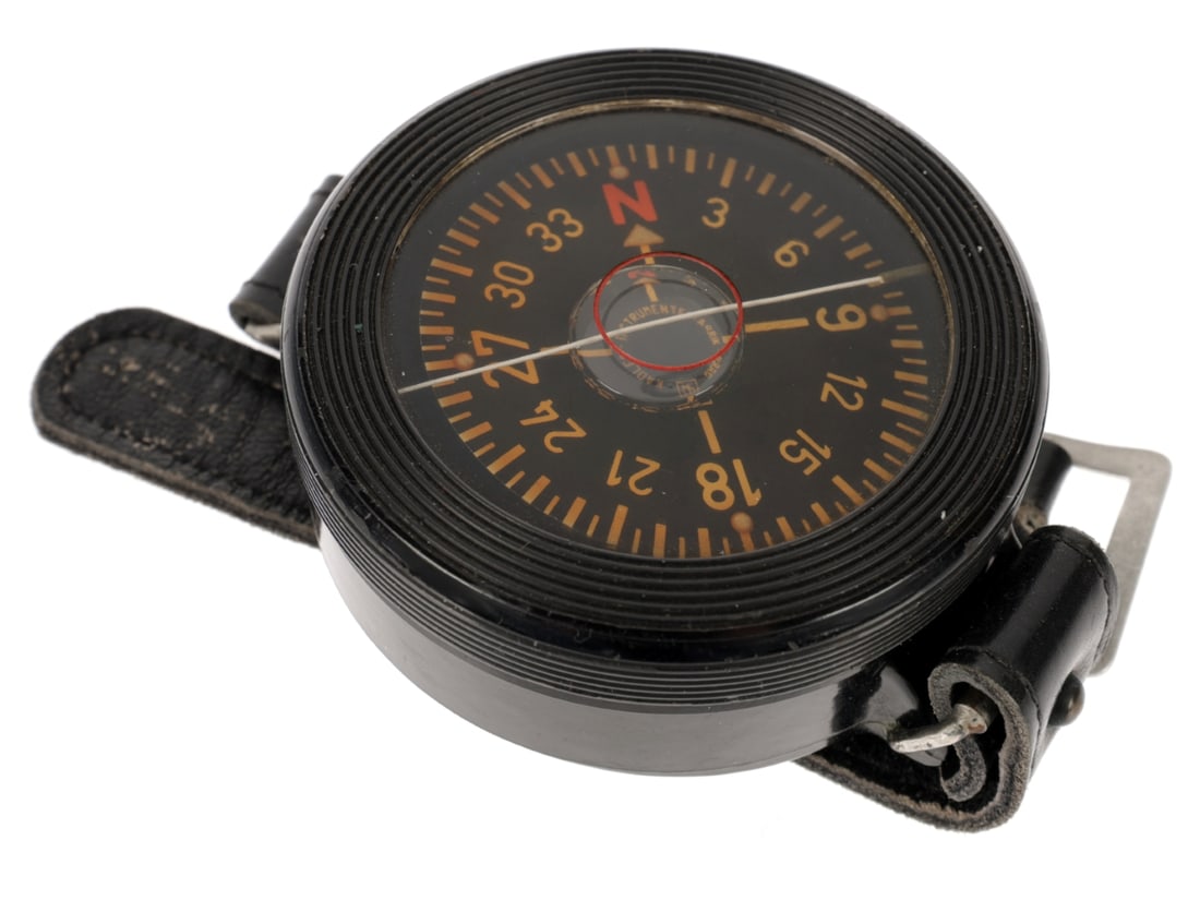 Luftwaffe AK-39 Wrist Compass By Kadlec (1 of 6)