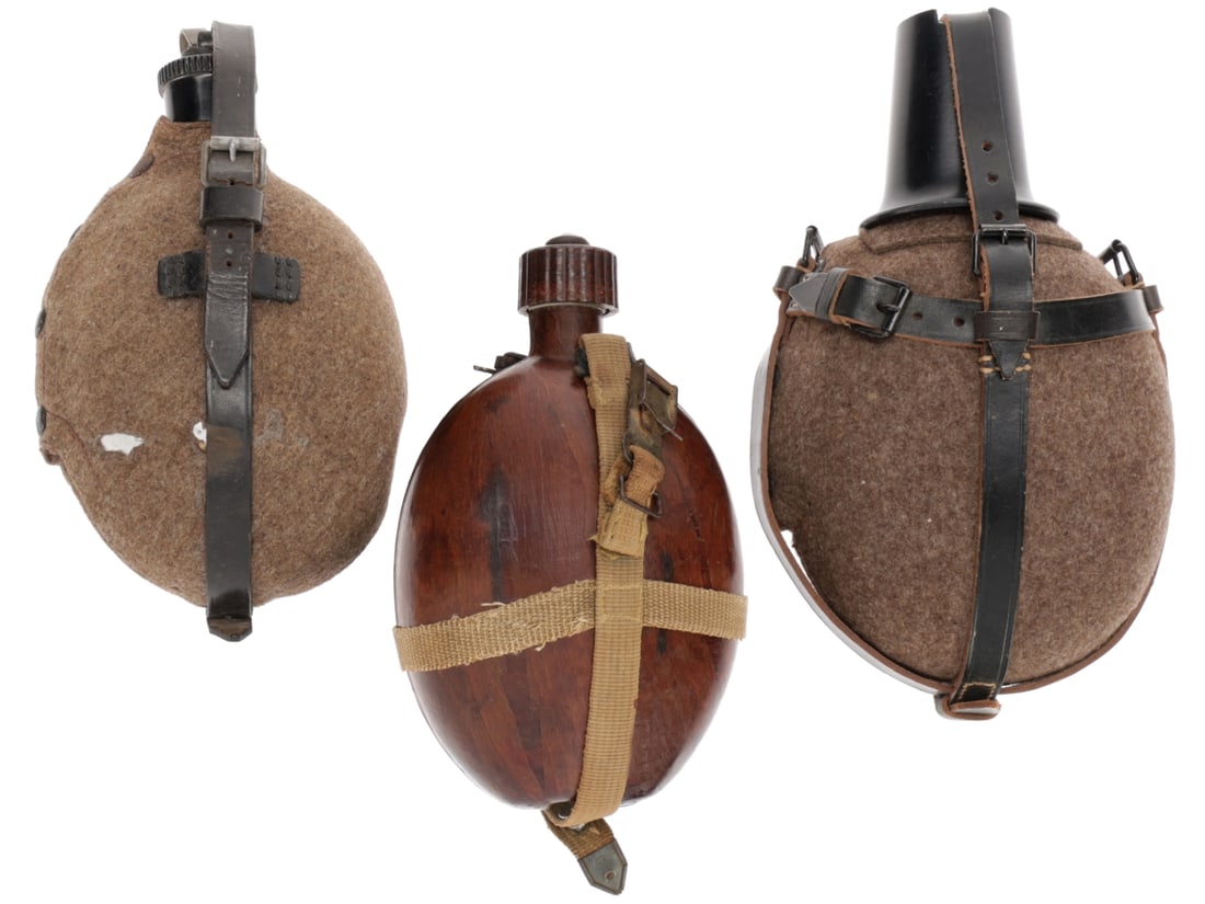 WWII German Canteens: Lot of Three with Medical & Tropical Canteens (1 of 13)