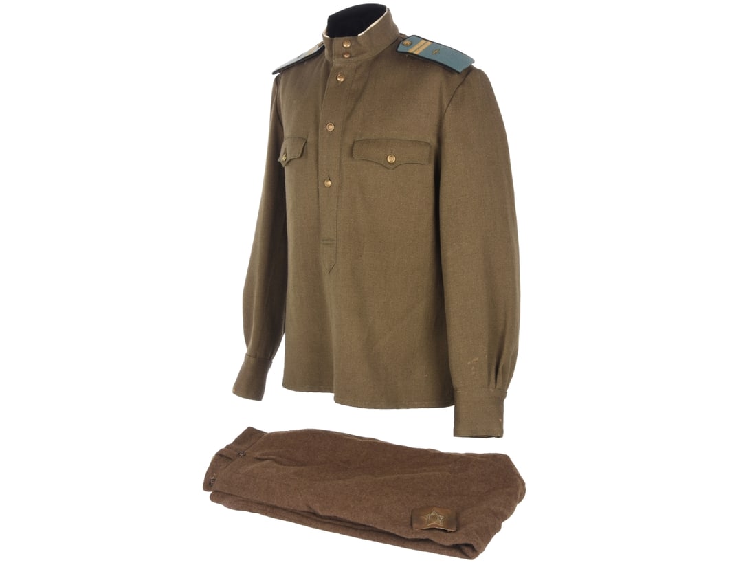 Soviet Model 1943 Enlisted Air Force NCO's Gymnastiorka (1 of 10)
