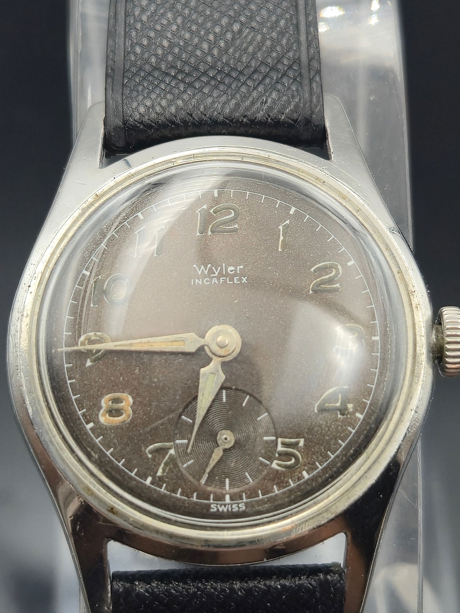 Vintage Wyler military Incaflex Men’s Watch  E1260 Manual Wind, Black Dial, Sub-Seconds (1 of 9)