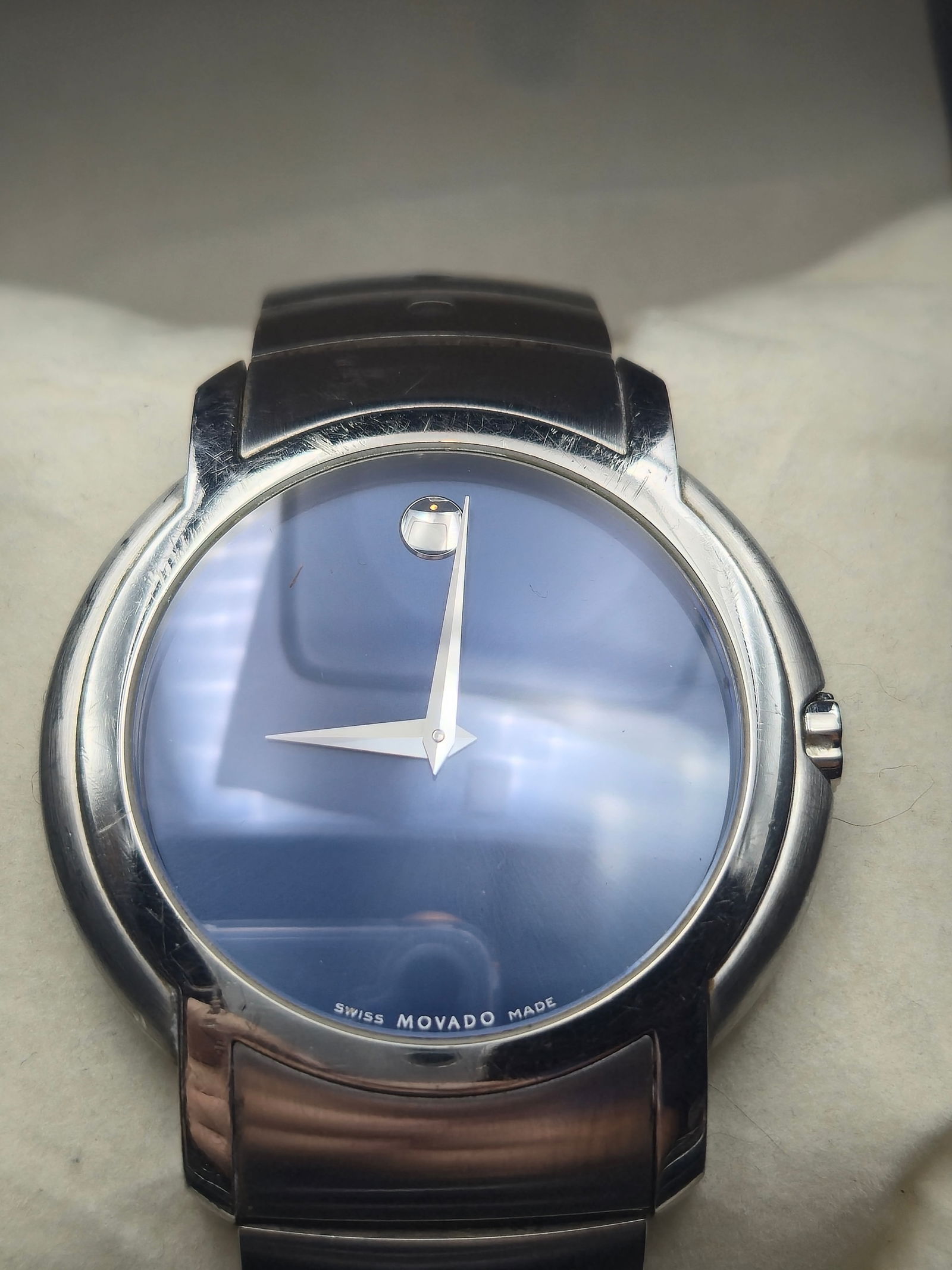 Movado Museum Classic 40mm Stainless Steel Men’s Watch – Blue Dial – Quartz – Swiss Made (1 of 11)