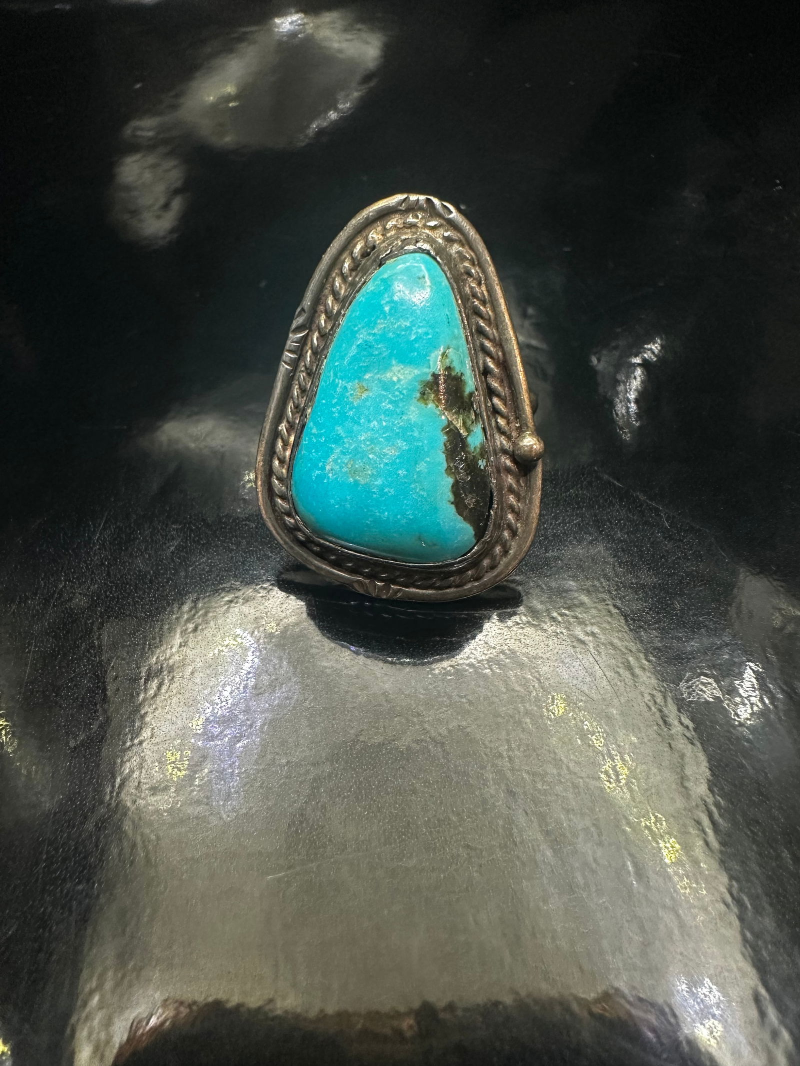 Vintage Navajo Sterling Silver Turquoise Ring – Large Asymmetrical Stone (1 of 11)