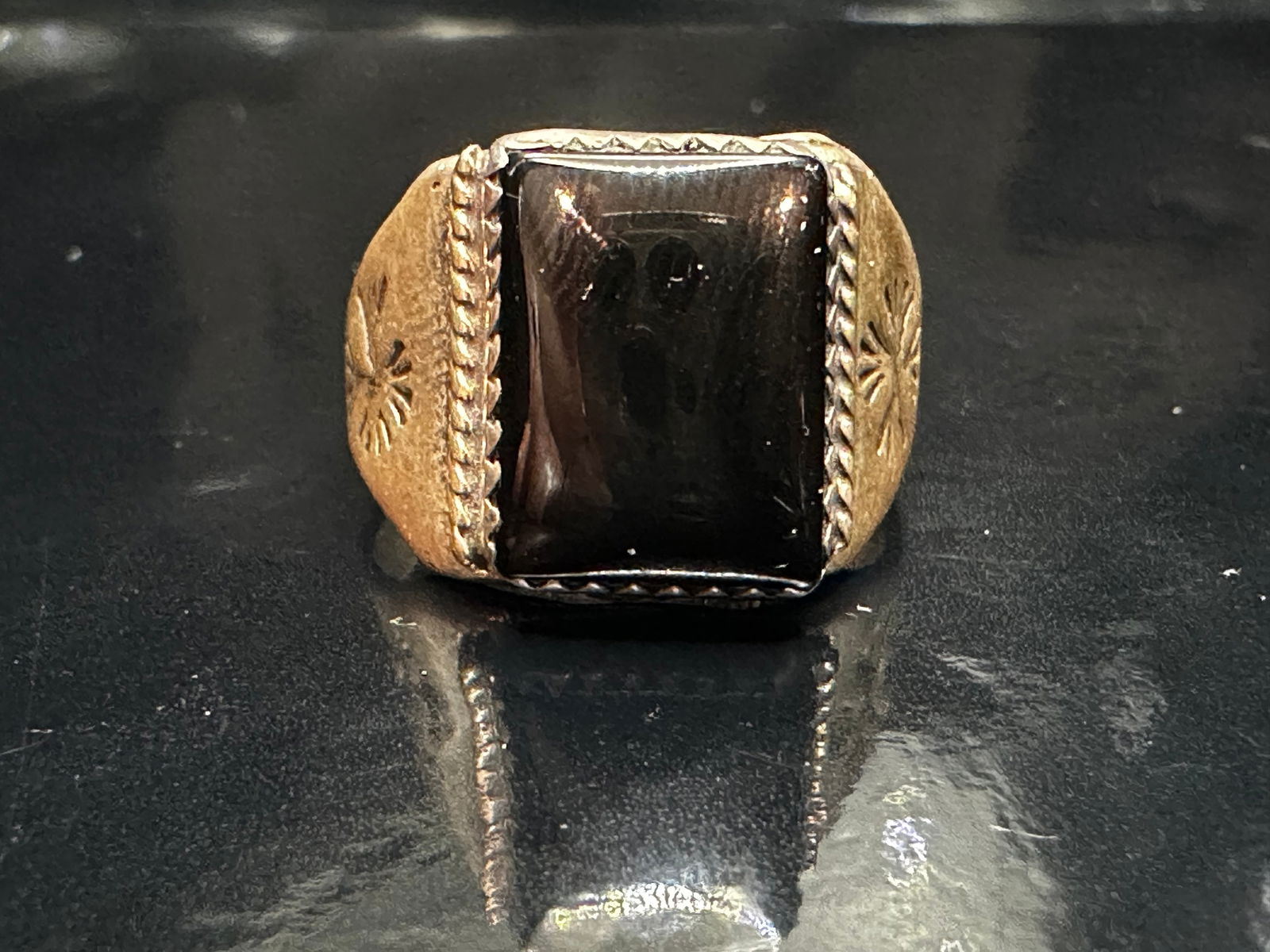 Vintage Sterling Silver & Black Onyx Navajo Ring – Hand-Stamped Design (1 of 10)