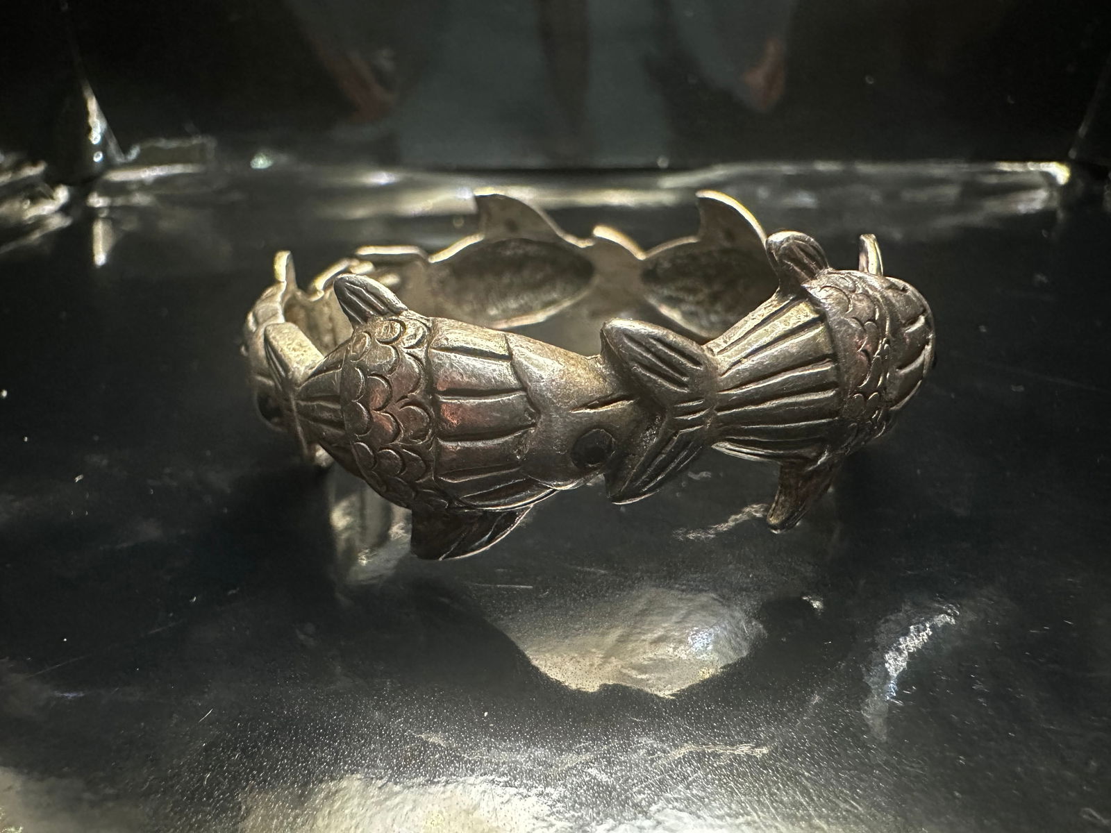 Vintage Articulated Fish Motif Sterling Silver Bracelet (1 of 10)