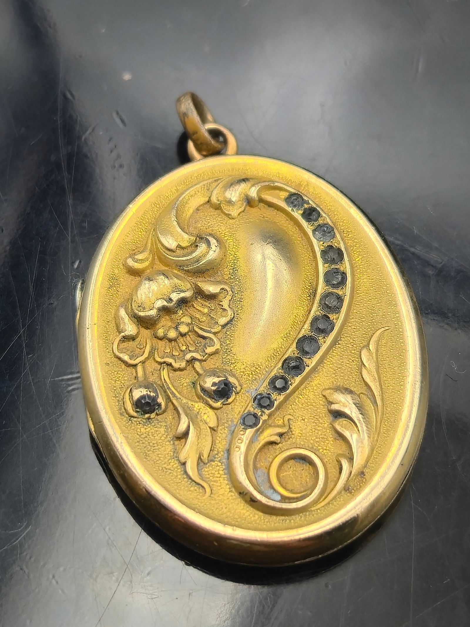 Antique Victorian Gold-Filled Mourning Locket – Black Stone Accents, Engraved Monogram (1 of 4)