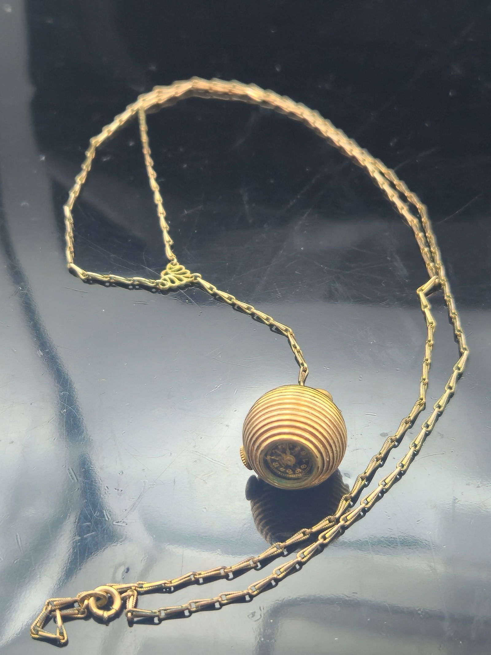 Running Vintage Imperial Ball Pendant Watch Necklace w/ Gold-Filled D.W. Co. Chain – 1950s (1 of 8)