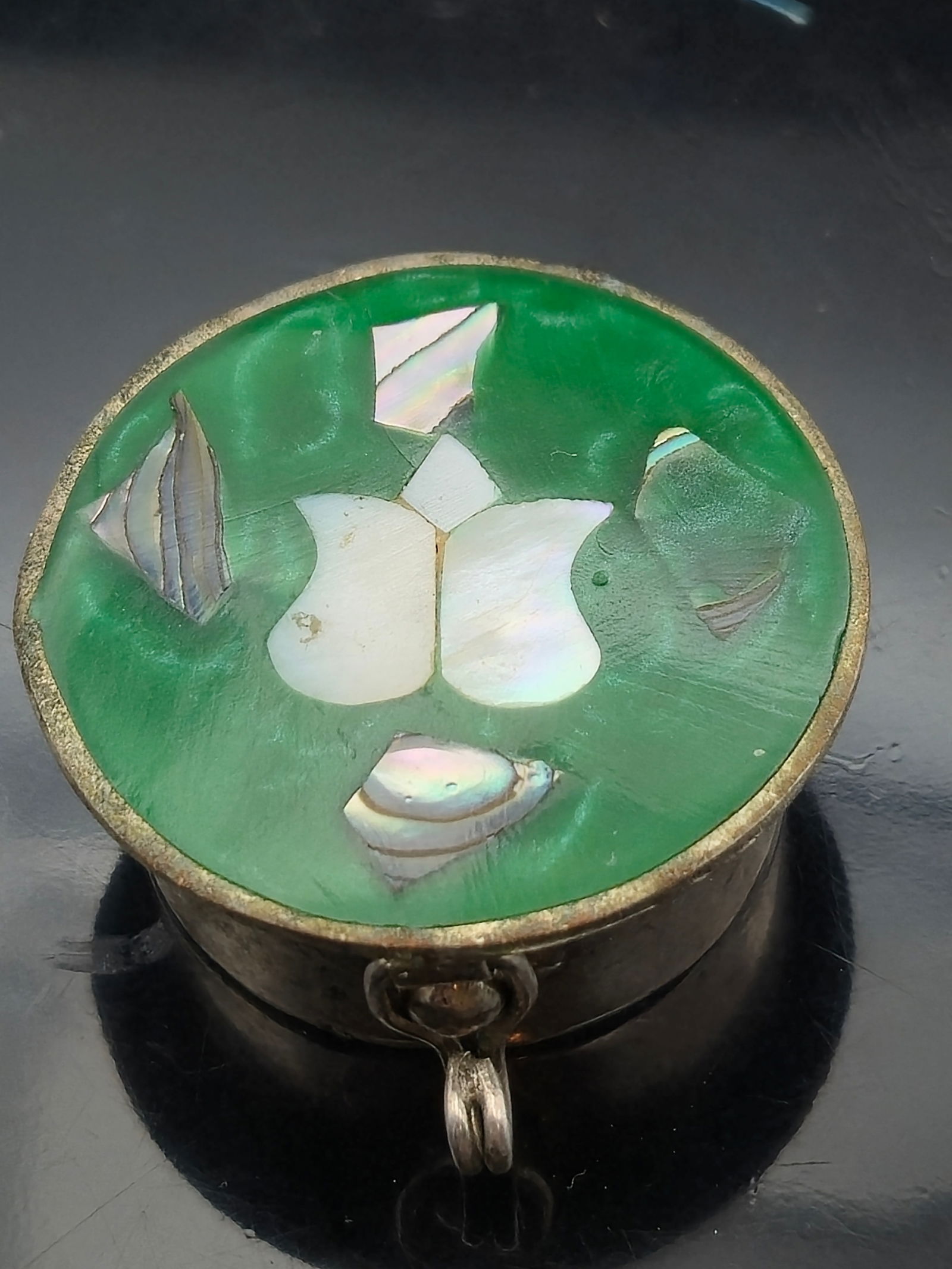 Vintage .925 Sterling Silver Pill Box Pendant – Green Inlay with Abalone Floral Mosaic – 11.1g (1 of 7)