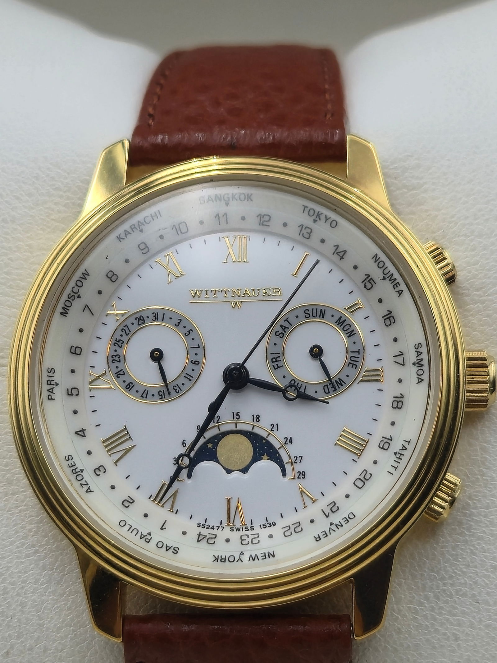 1980s Wittnauer Swiss Moonphase World Time Quartz Watch with Box – 36.9mm (1 of 8)