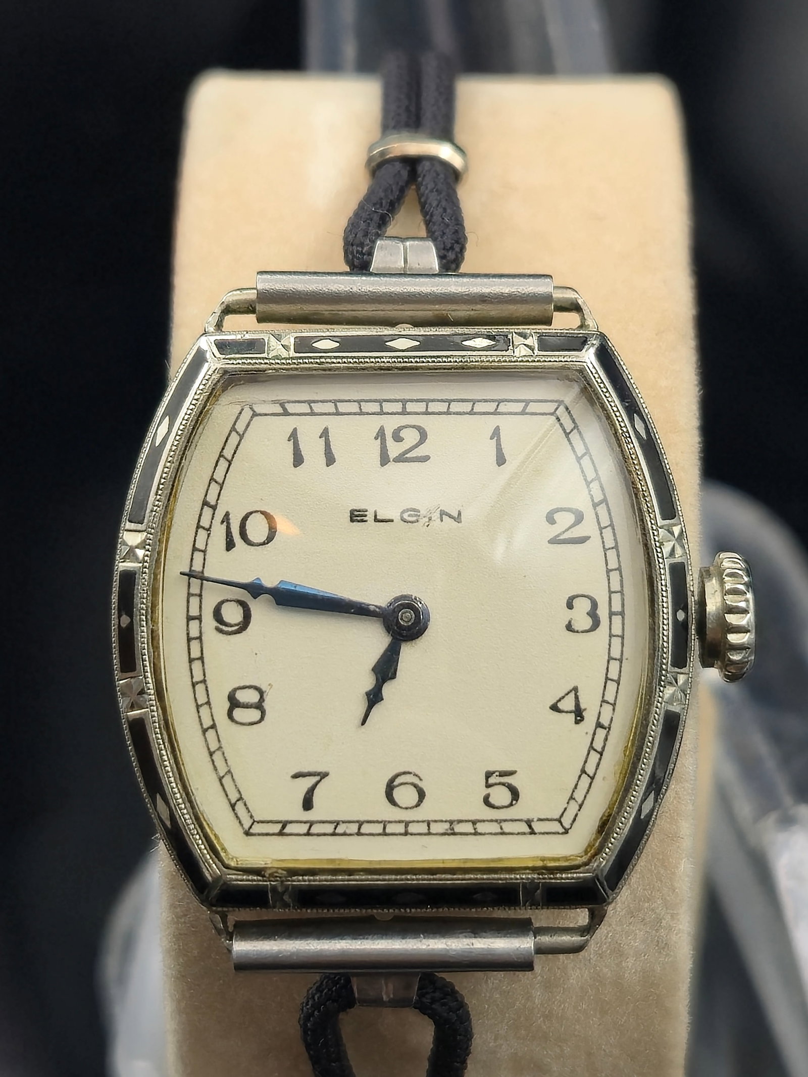 1947 Lady Elgin 15-Jewel 14K Gold-Filled Wristwatch, Wadsworth Case,: Vintage c.1947 Lady Elgin 15-jewel manual wind wristwatch, USA made, housed in a Wadsworth Quality case marked 10% 14K Gold Filled, serial 7195871. The movement is signed Lady Elgin U.S.A., serial num
