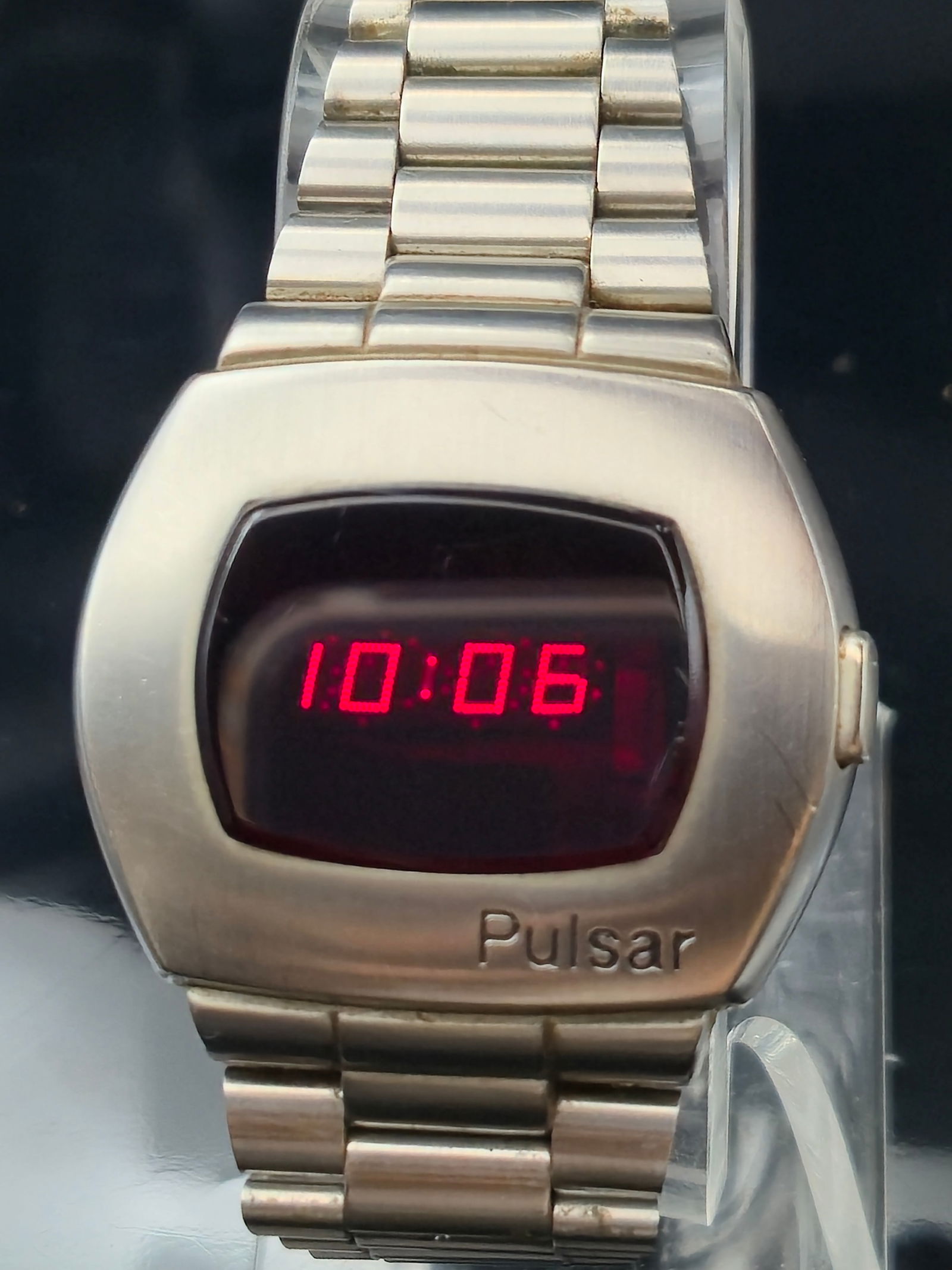 1970s Pulsar LED Digital Stainless Steel 146129 (1 of 7)