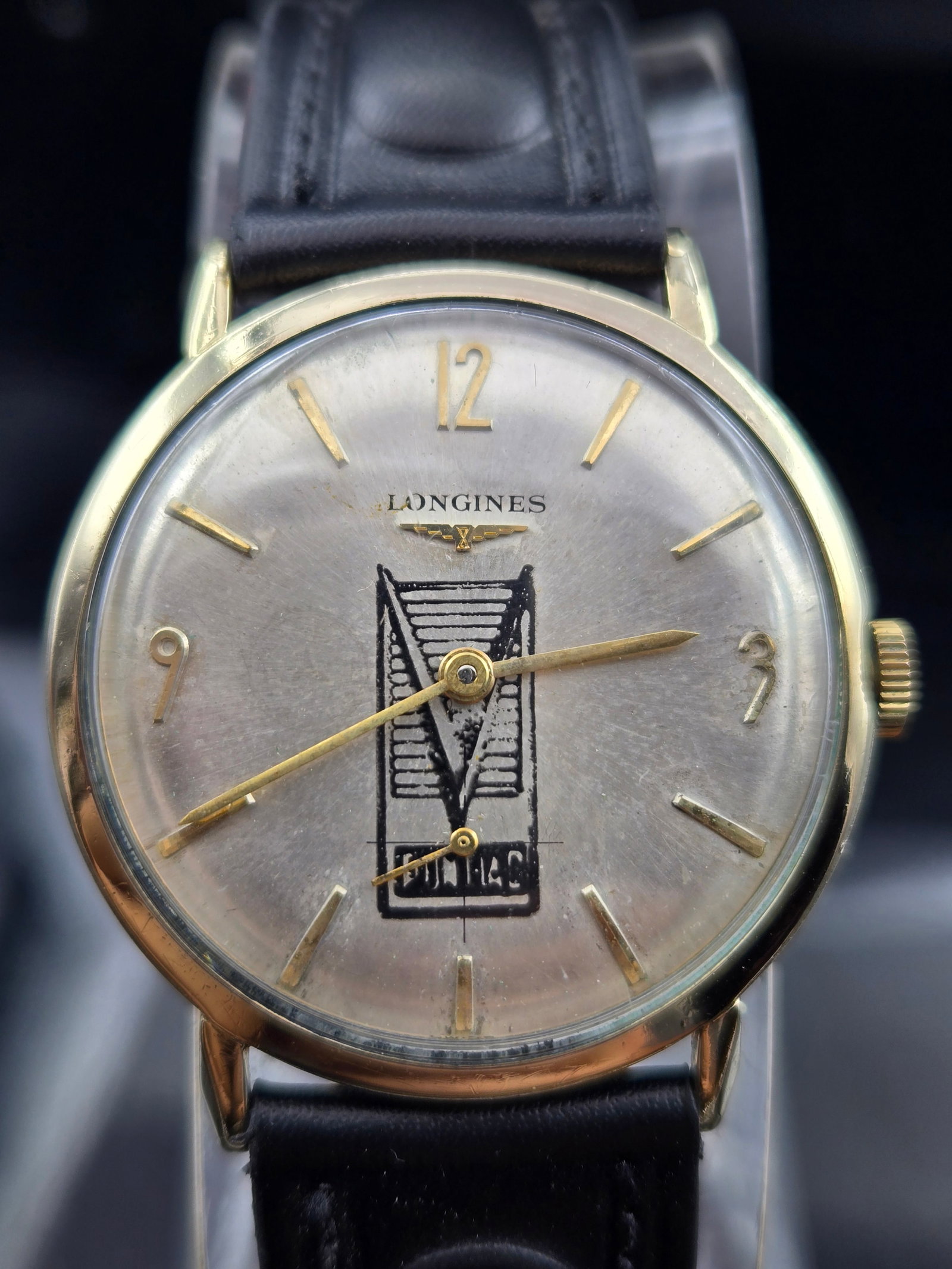 1960s Longines Wittnauer 17J 10K GF Pontiac Logo Dial Wristwatch (1 of 9)