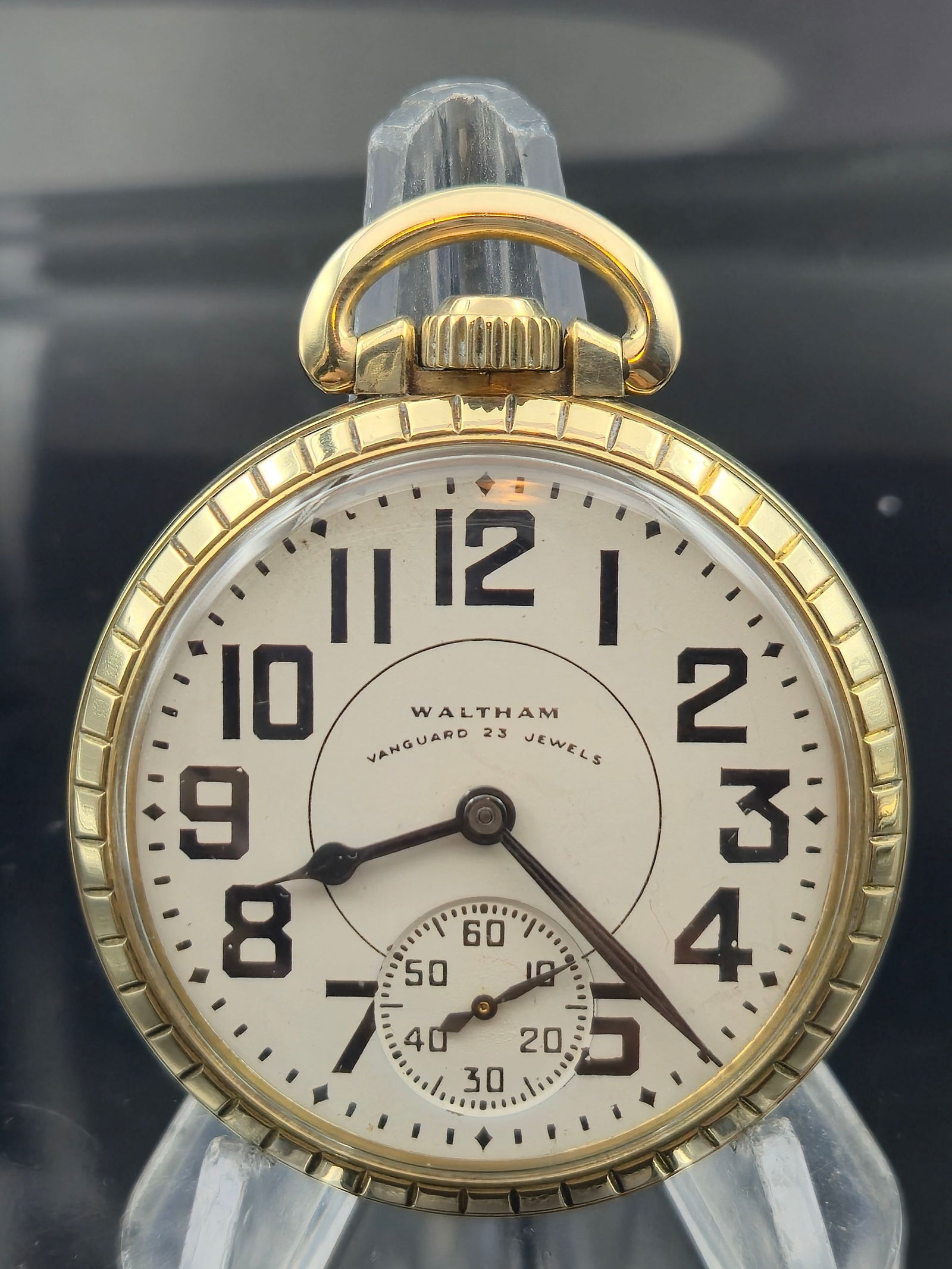 Waltham Vanguard 23J 16s 8 Adj RR Grade Pocket Watch in Star 10K RGP Case (1 of 8)