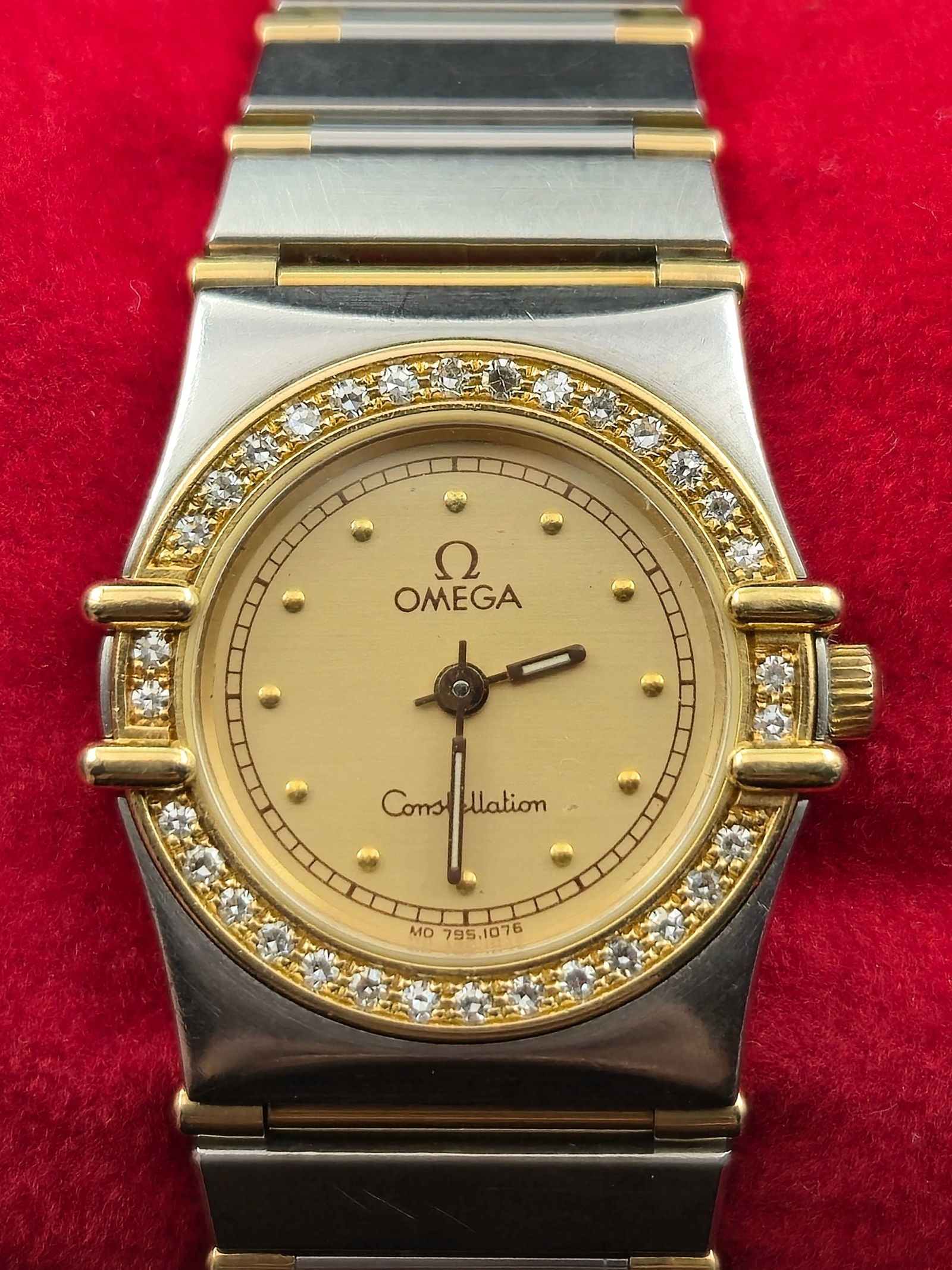 Omega Constellation Quartz Gold/SS Diamond Bezel Full Set (1 of 15)
