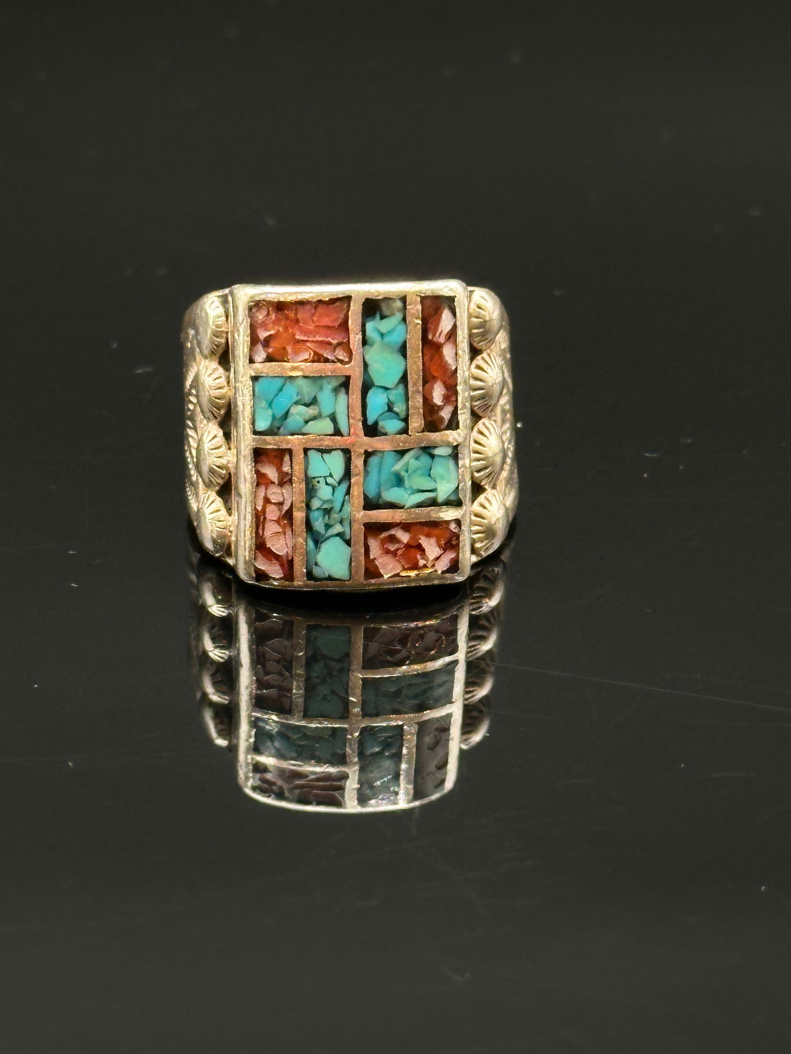 Vintage Sterling Silver Ring with Turquoise & Coral Chip Inlay – Southwestern Style (1 of 7)