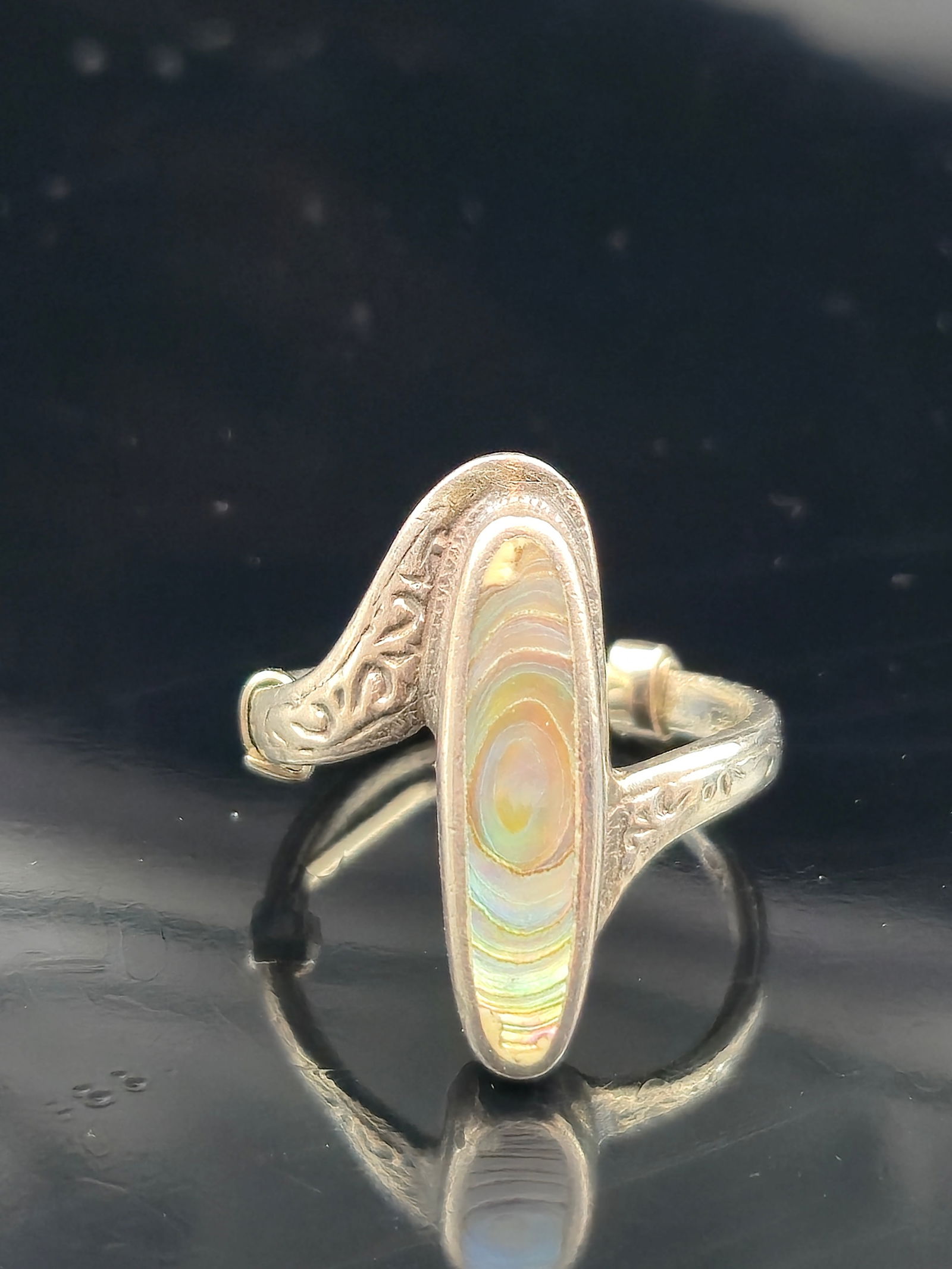 Vintage Sterling Silver Abalone Shell Ring w/ Engraved Band, 5.6g (1 of 6)