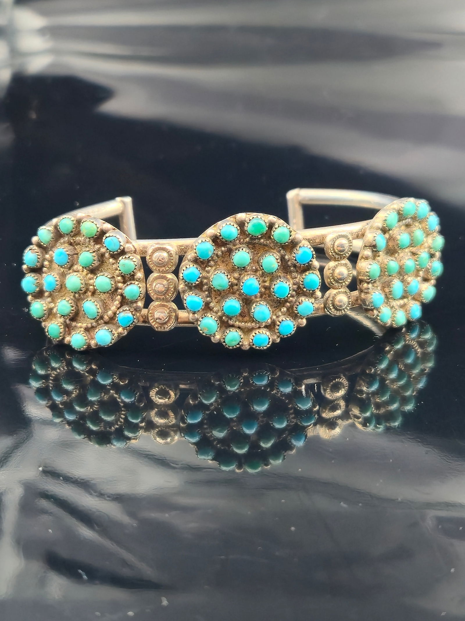 Zuni Sterling Silver Petit Point Turquoise Cluster Cuff Bracelet, 27.7g (1 of 7)