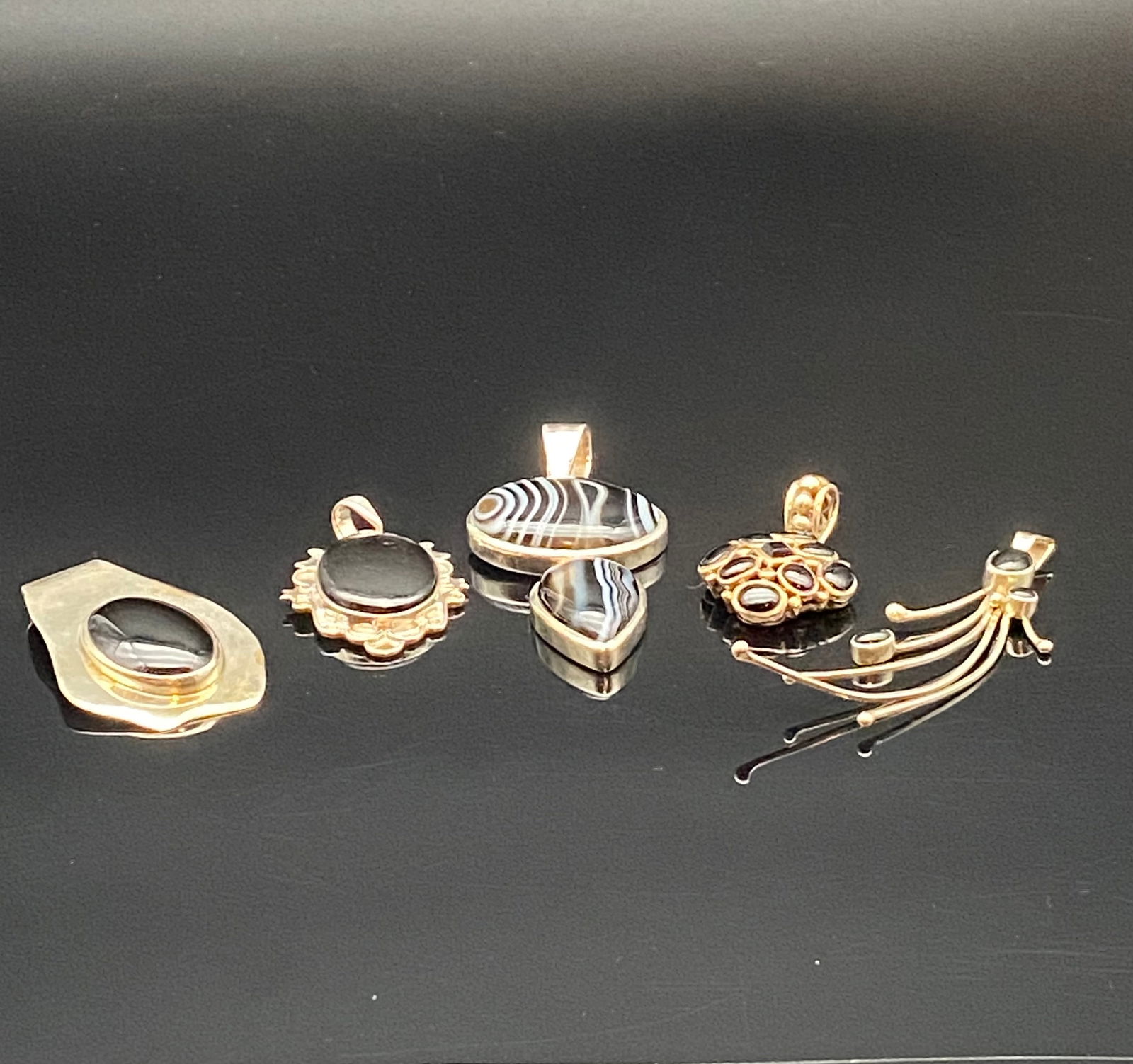 Five Sterling Silver Pendants – Banded Agate & Modernist Designs (1 of 8)