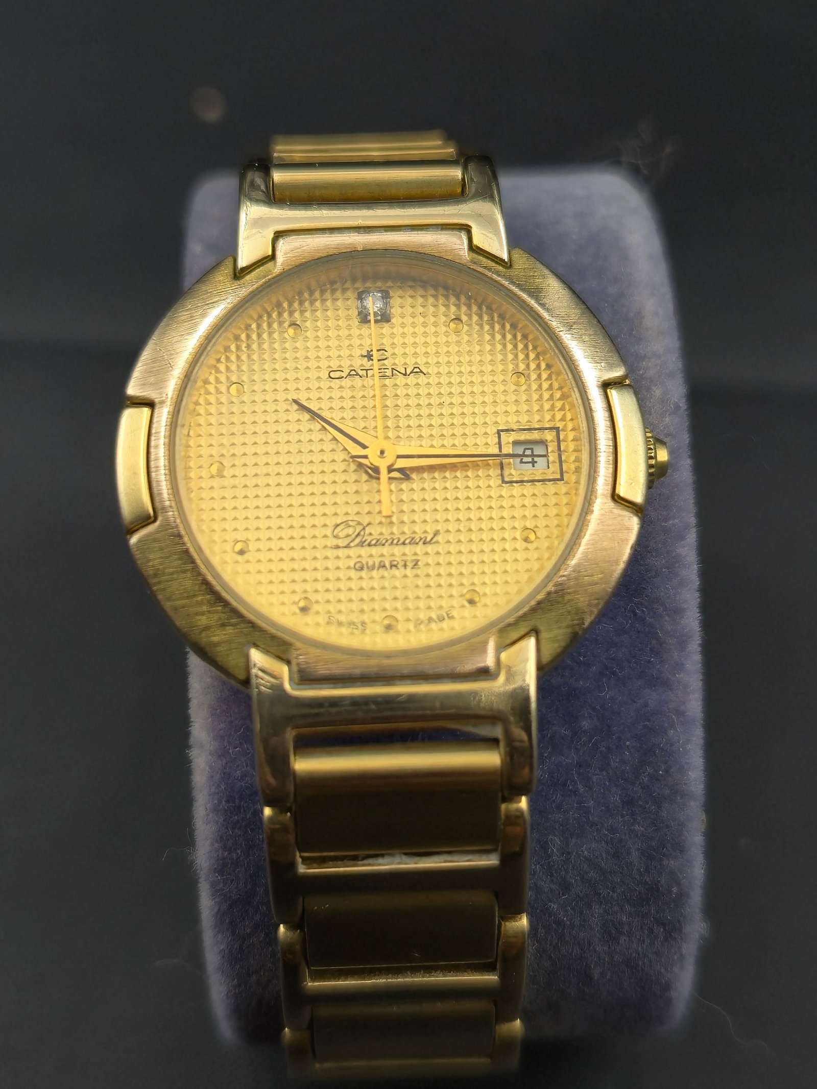 Catena Diamant Swiss Quartz Gold-Tone Wristwatch (1 of 6)