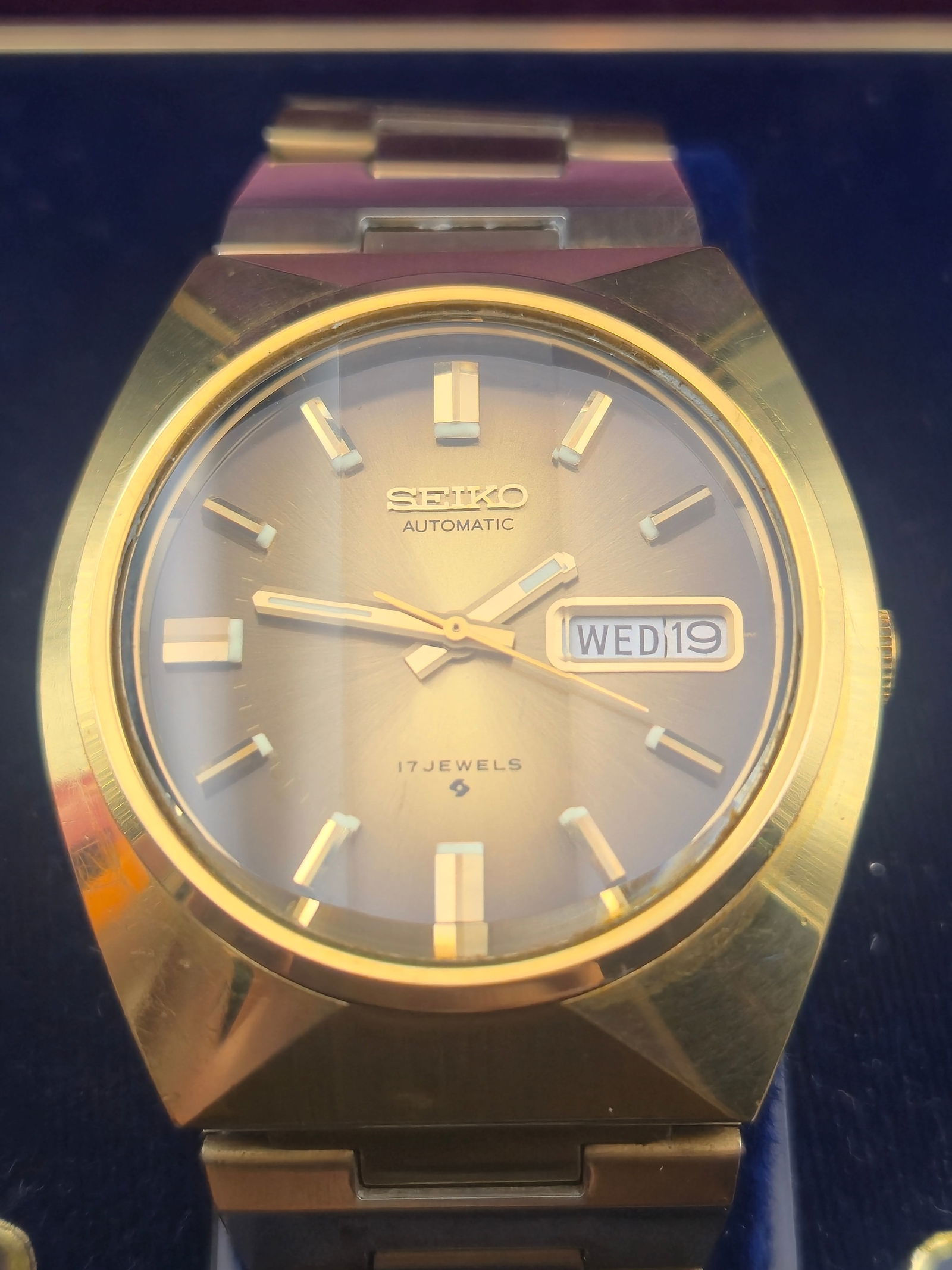 Seiko 6309-7009 Automatic 17J Men’s Wristwatch, NOS w/ Box (1 of 8)