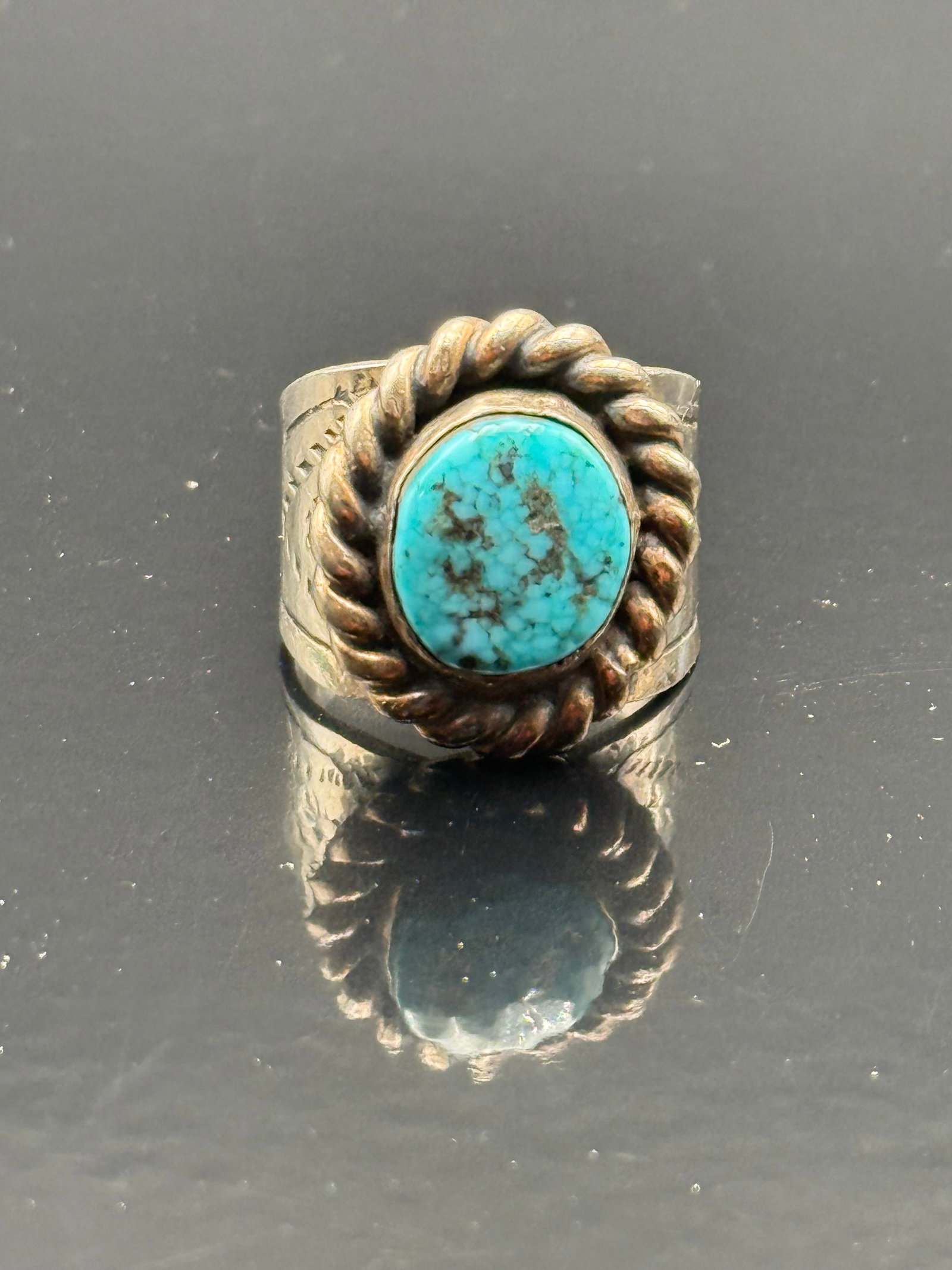 Vintage Sterling Silver Turquoise Ring (1 of 7)