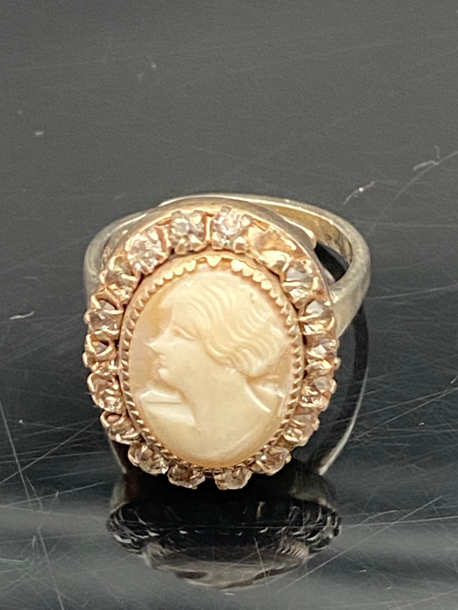 Vintage Cameo Sterling Silver Ring (1 of 5)