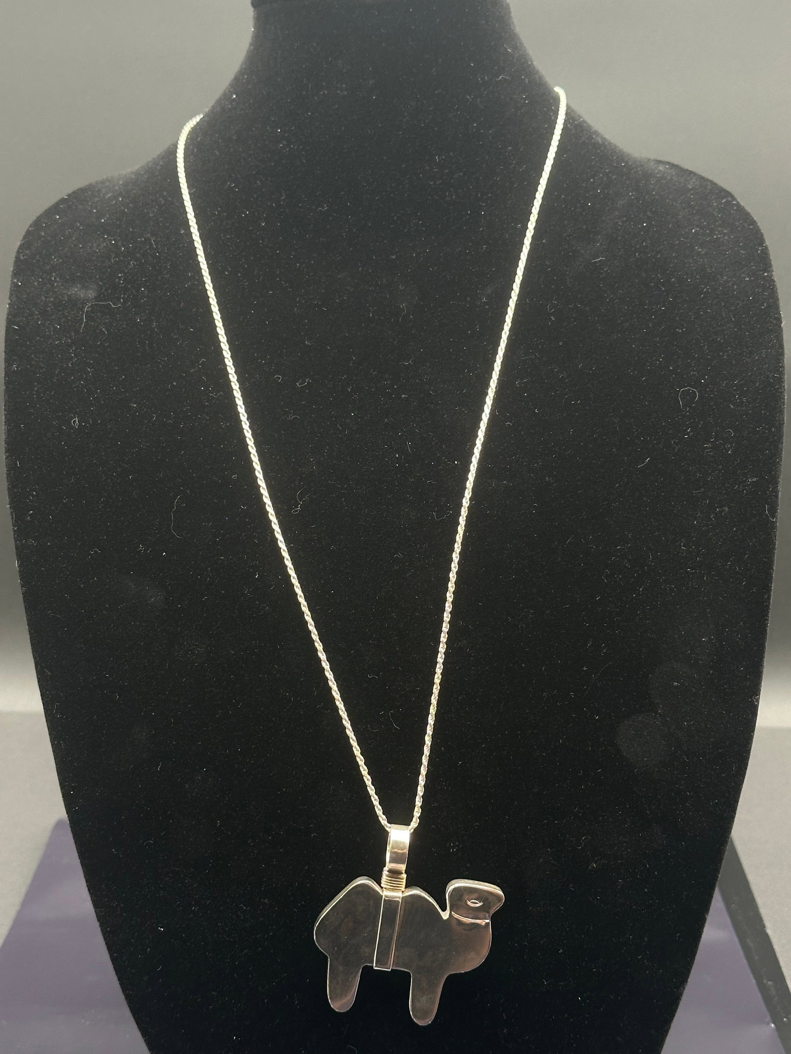 Sterling Silver Mexican Camel Pendant Necklace, Signed LT-26 (1 of 10)