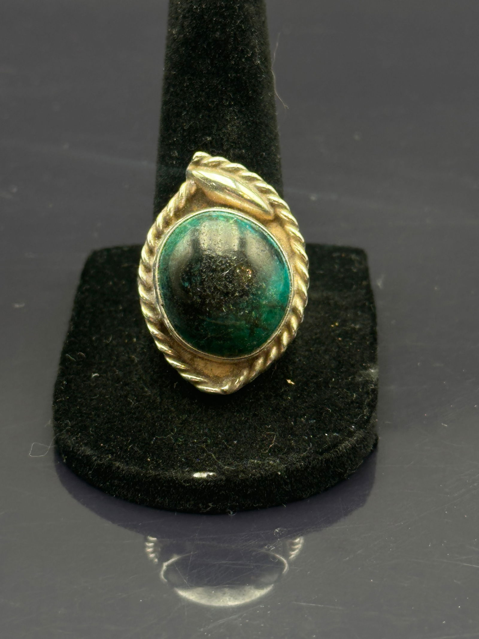 Vintage Sterling Silver Green Gemstone Ring – 9.4g (1 of 6)