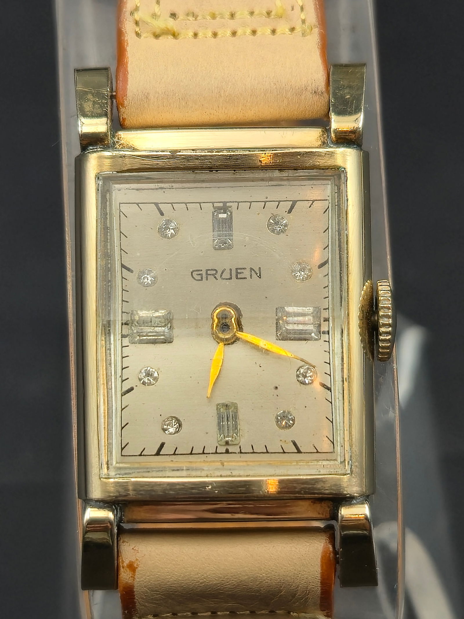 1950s Gruen Guild 15J Rectangular Swiss Manual Wind Dress Watch, Diamond Dial Markers, Running (1 of 8)