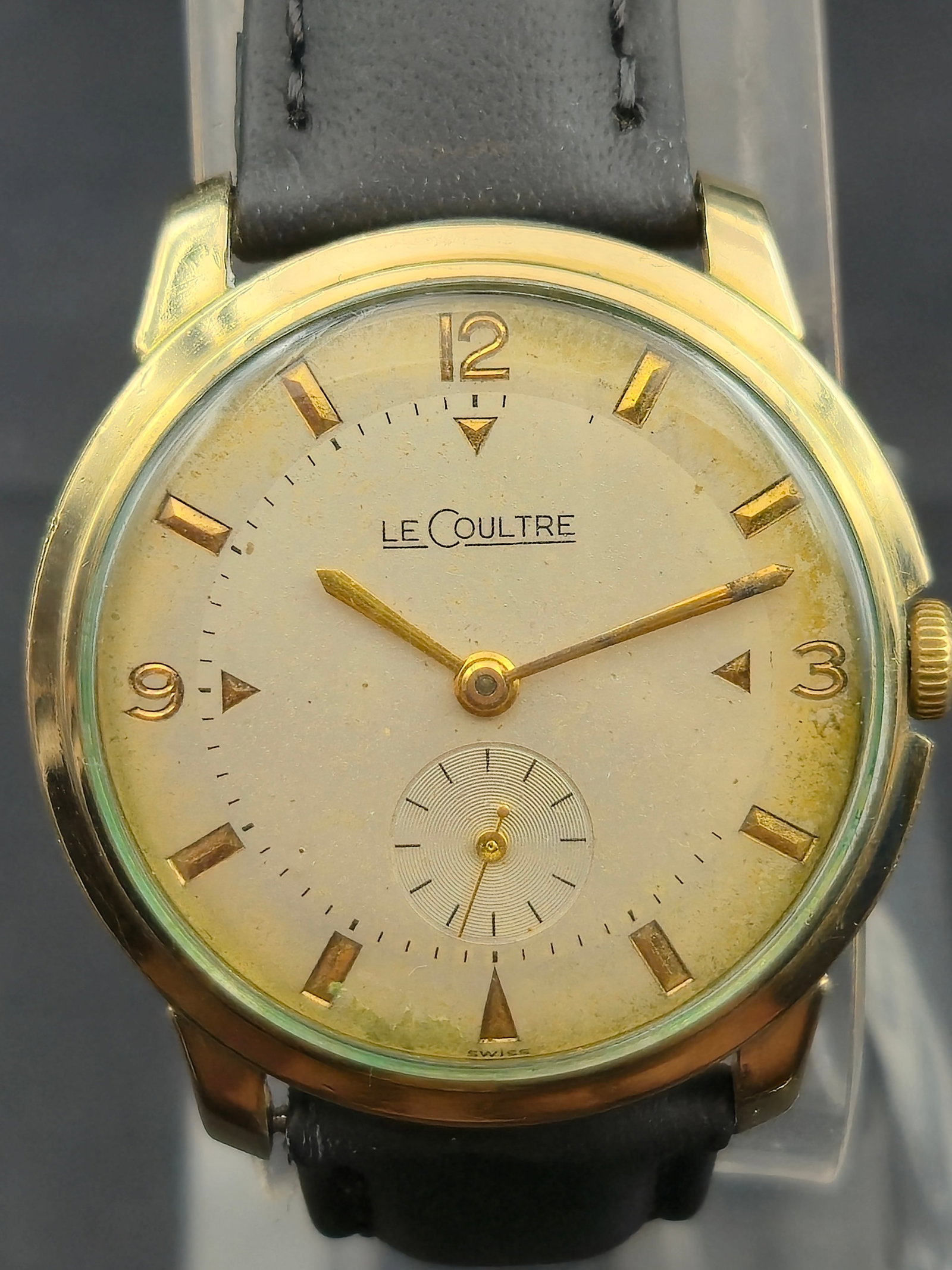 Vintage LeCoultre wristwatch, circa 1950s. Case size 33mm, 10K gold-filled bezel with stainless stee (1 of 9)
