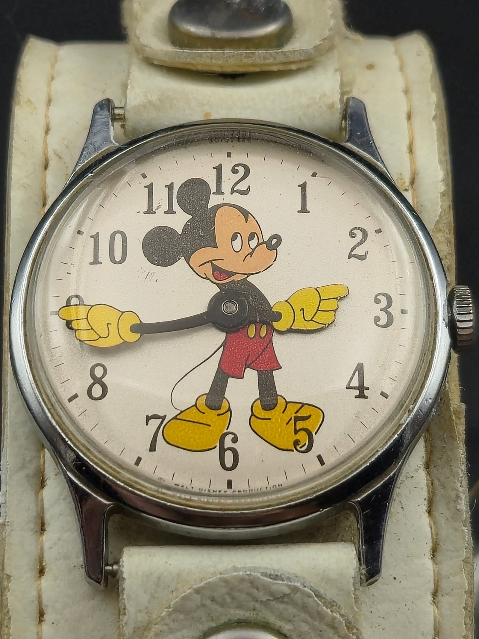 Vintage 1970s Ingersoll/Bradley Mickey Mouse Mechanical Watch w/ Original Disney Strap, Runs (1 of 8)