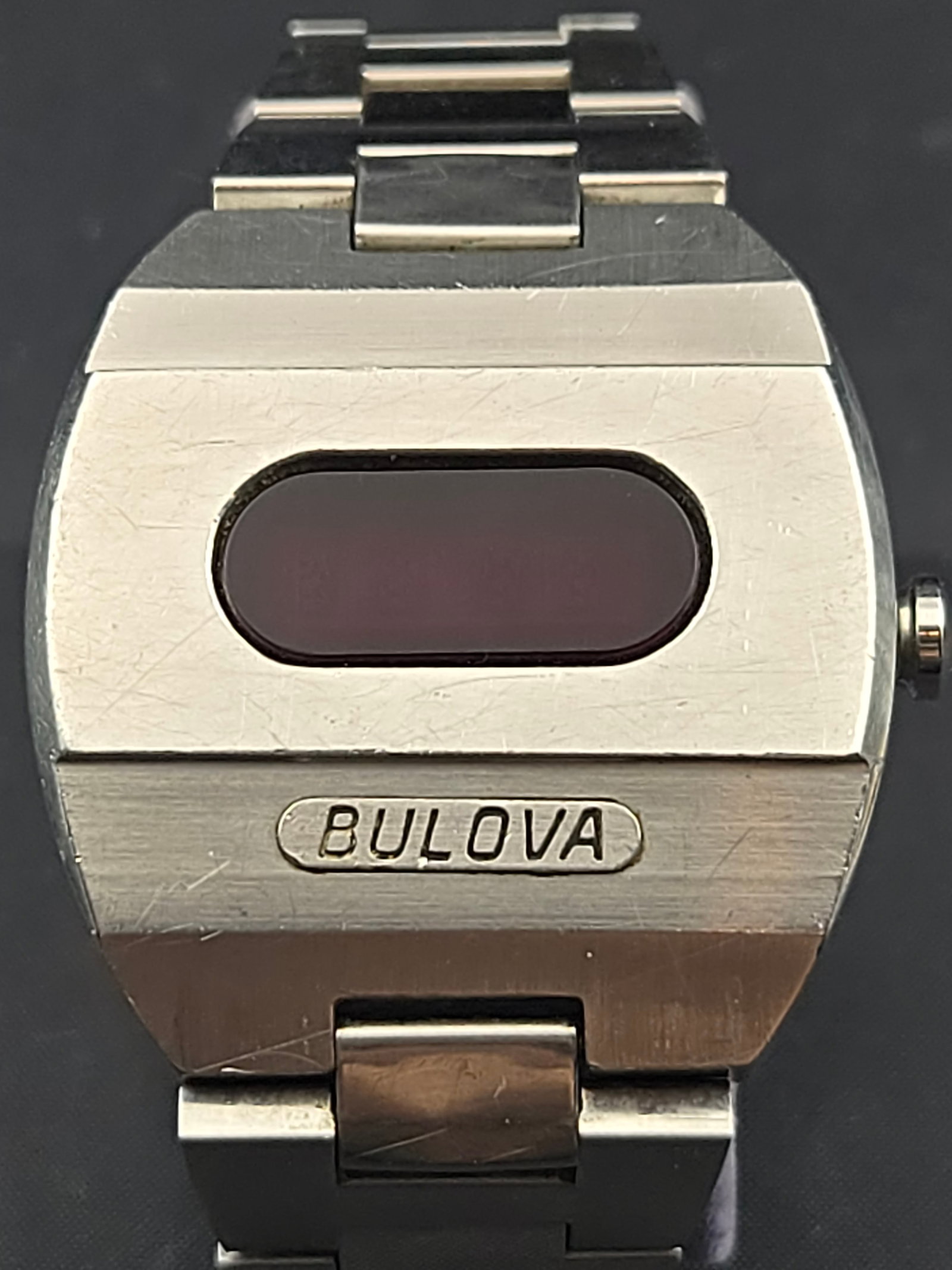 1974 Bulova LED Digital Stainless Steel Wristwatch 42mm Red Display (1 of 8)