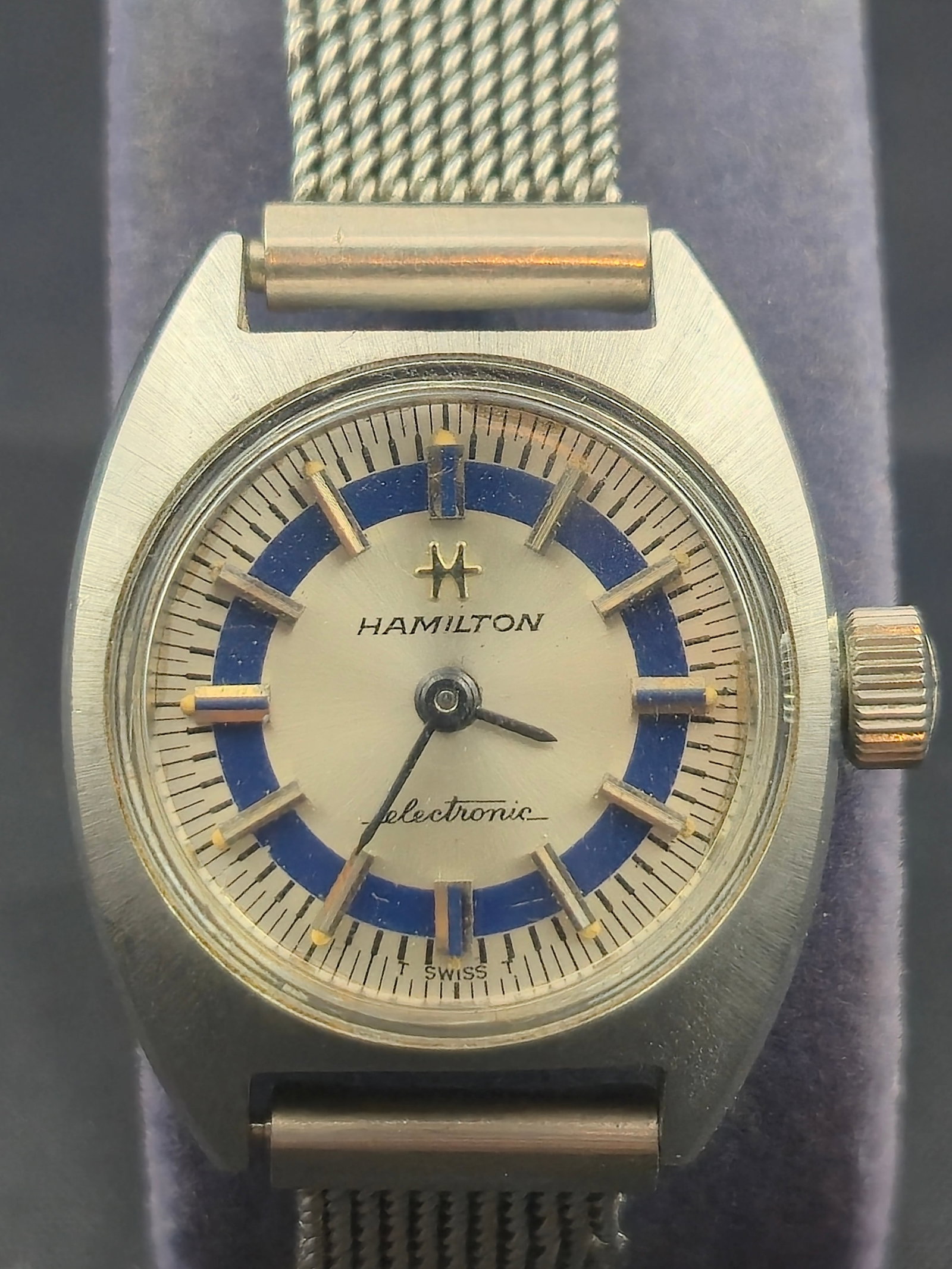 Hamilton Electronic 23mm Stainless Steel Vintage Ladies Watch Swiss Runs (1 of 8)