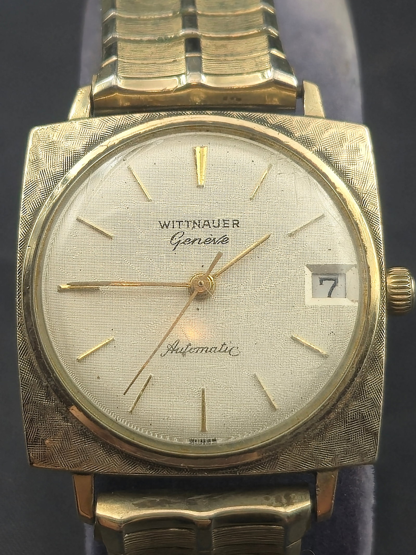 1969 Wittnauer Genève 10K GF Caps 29mm Automatic Date Wristwatch (1 of 10)