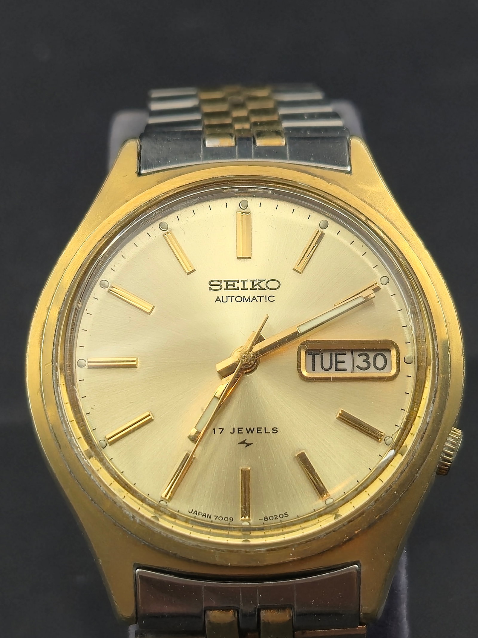 1985 Seiko 7009-8020 Automatic 36mm Gold-Tone Day-Date Wristwatch – 17 Jewels – Running (1 of 6)