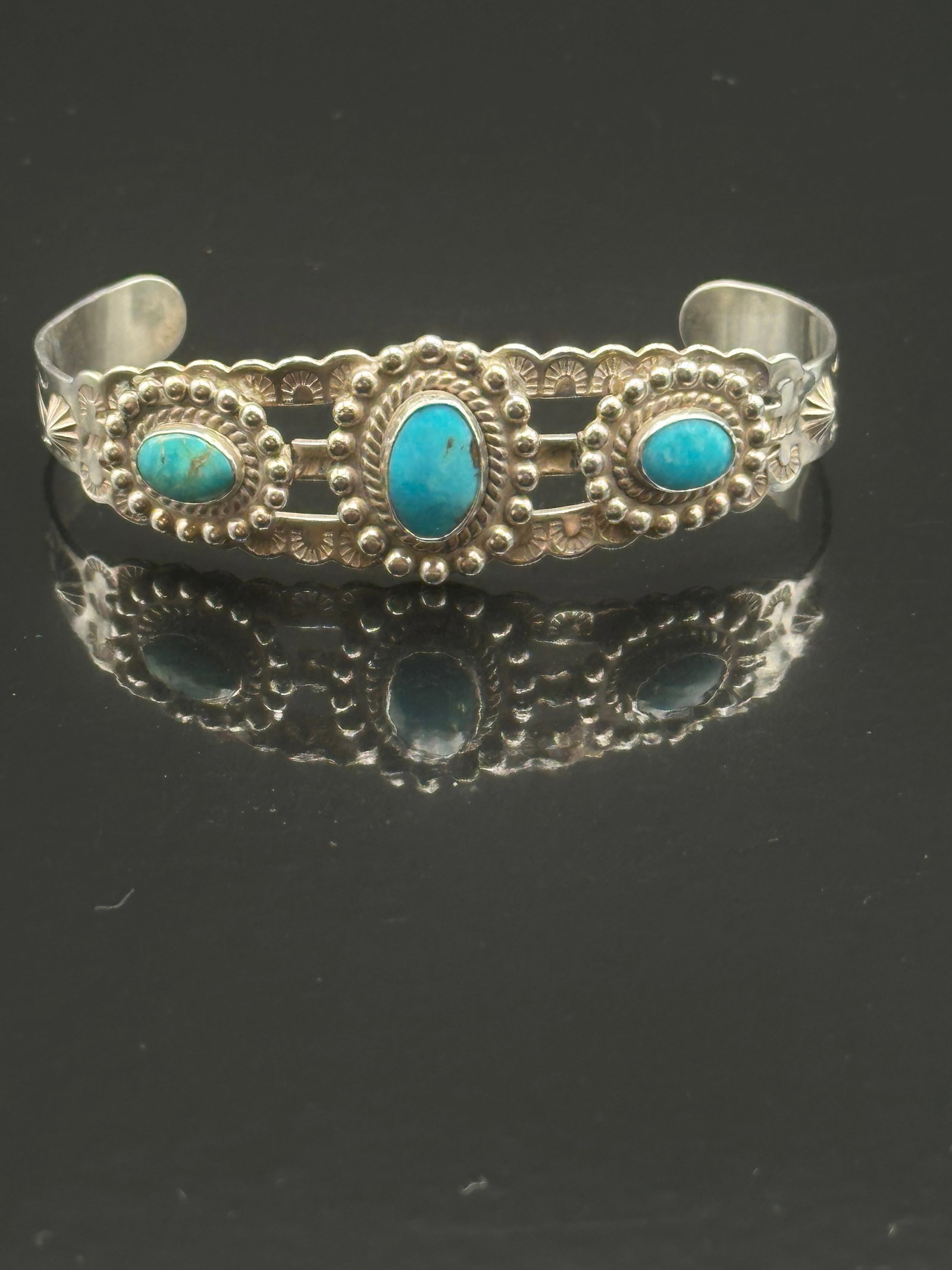 Vintage Navajo Sterling Silver Triple Turquoise Cuff Bracelet – Signed Strong JP – 21.7g (1 of 8)