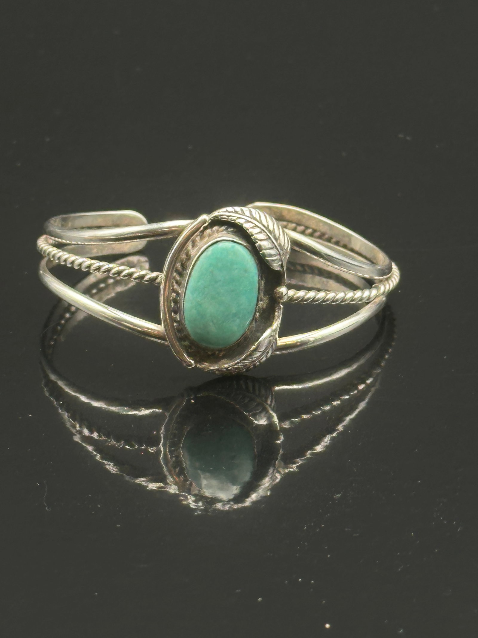 Vintage Navajo Sterling Silver Turquoise Cuff Bracelet – 19.0g (1 of 8)