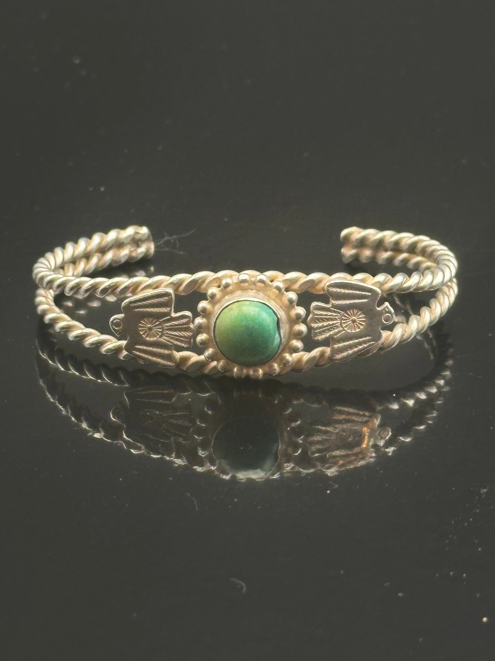 Vintage Navajo Sterling Silver Green Turquoise Cuff Bracelet with Thunderbird Stamps – 20.0g (1 of 8)