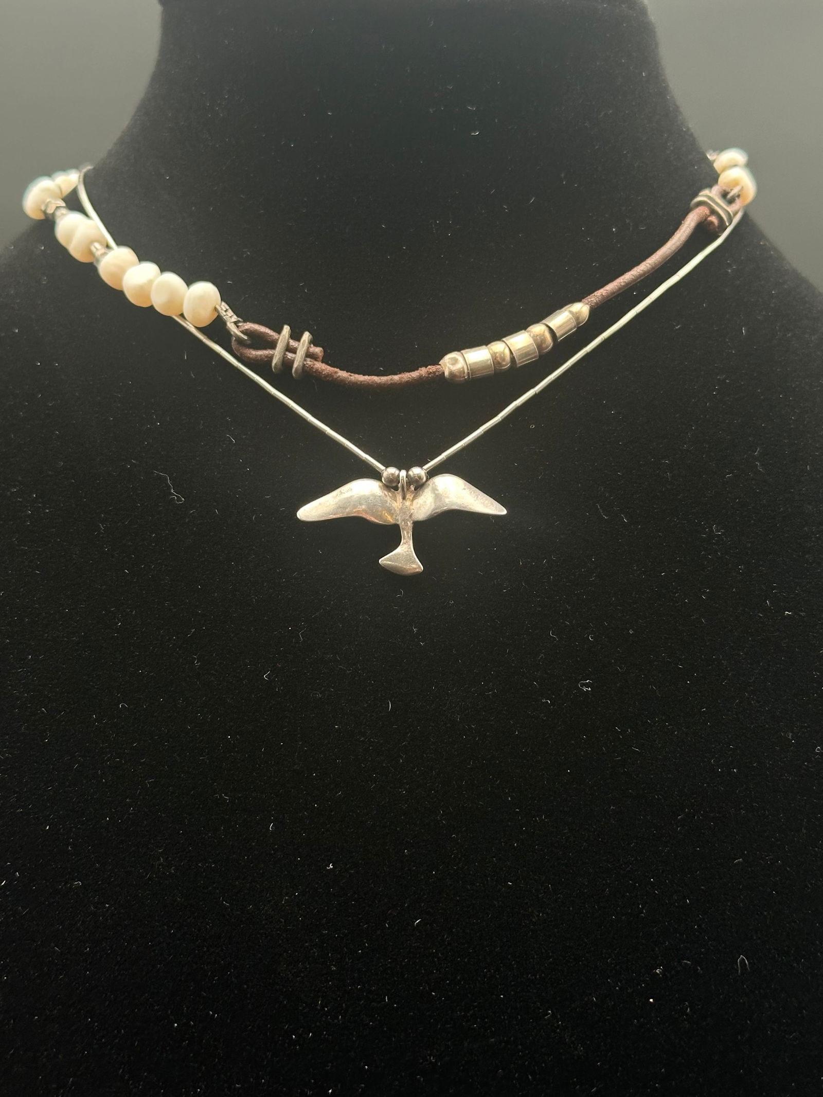 Lot of 2 Sterling Silver Necklaces – Thunderbird Pendant & Beaded Leather Pearl Choker (1 of 7)