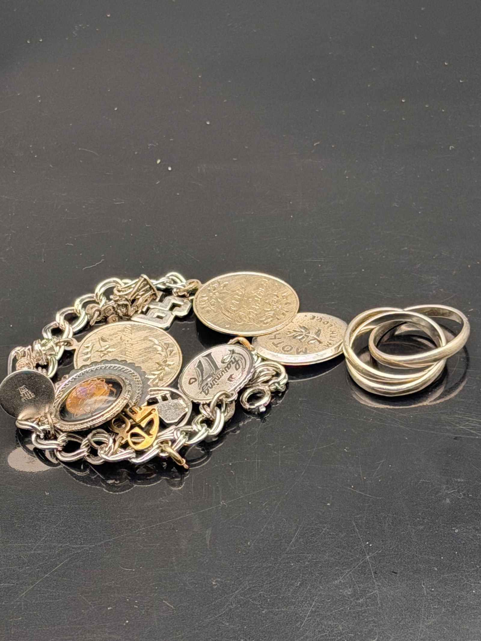 Vintage Sterling Silver Charm Bracelet & Crossover Ring Lot – 47g (1 of 5)